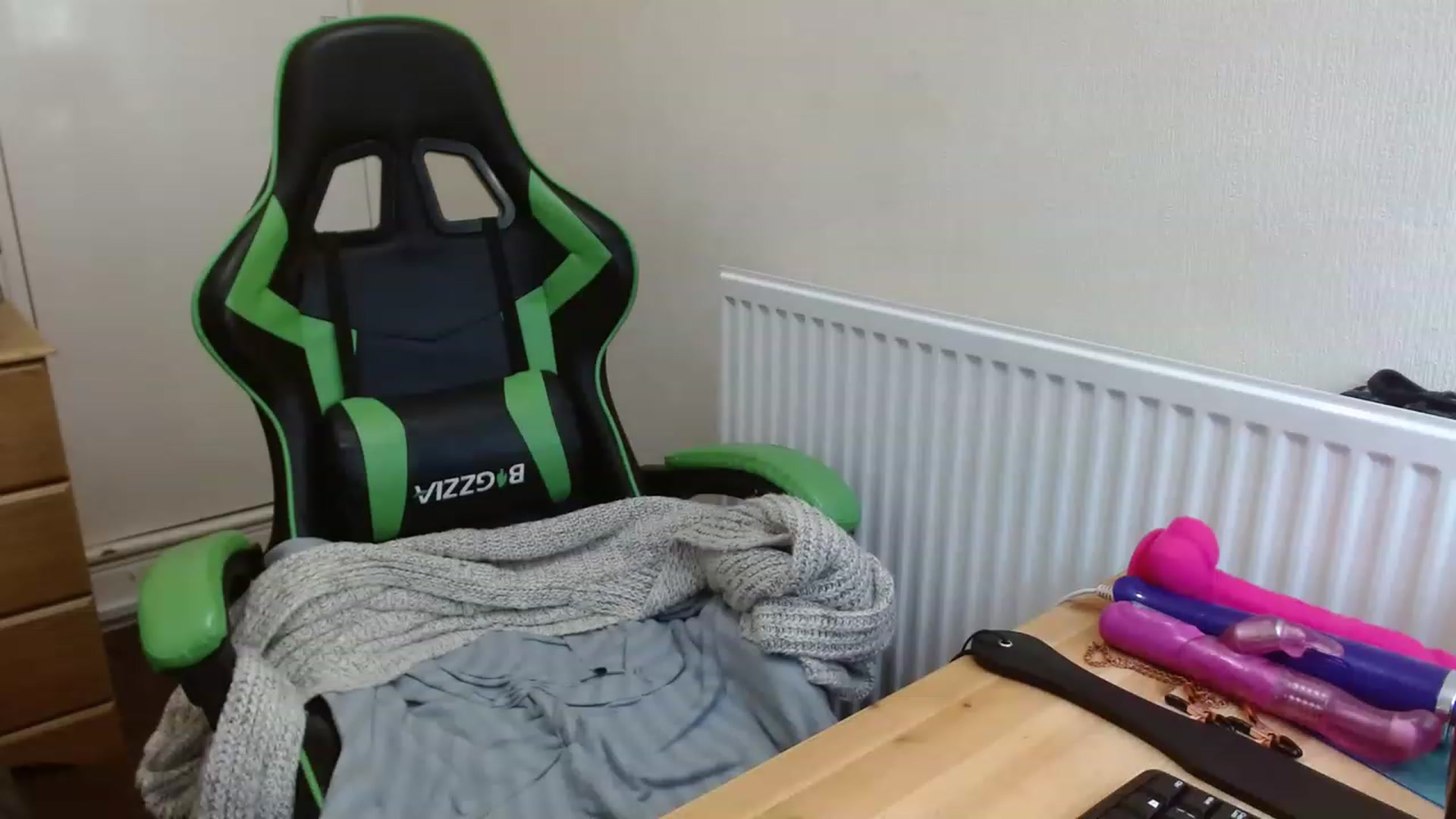 Gallery image thumbnail from UKbritishgirl's myfreecams stream on, 01/09/2023, 11:01 image 7 of 20