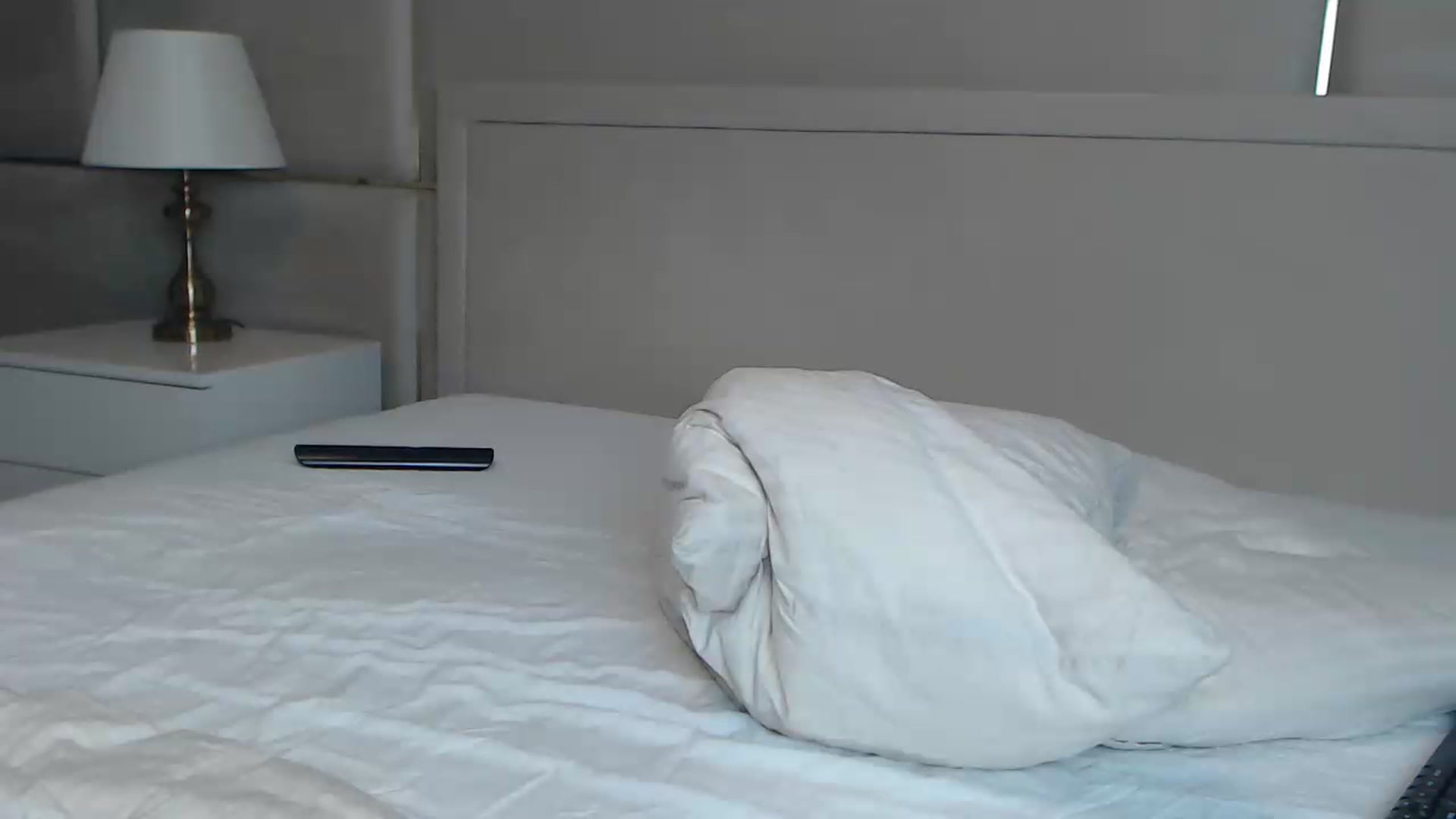 Gallery image thumbnail from UR_wet_DESIRE's myfreecams stream on, 11/19/2022, 17:08 image 15 of 20