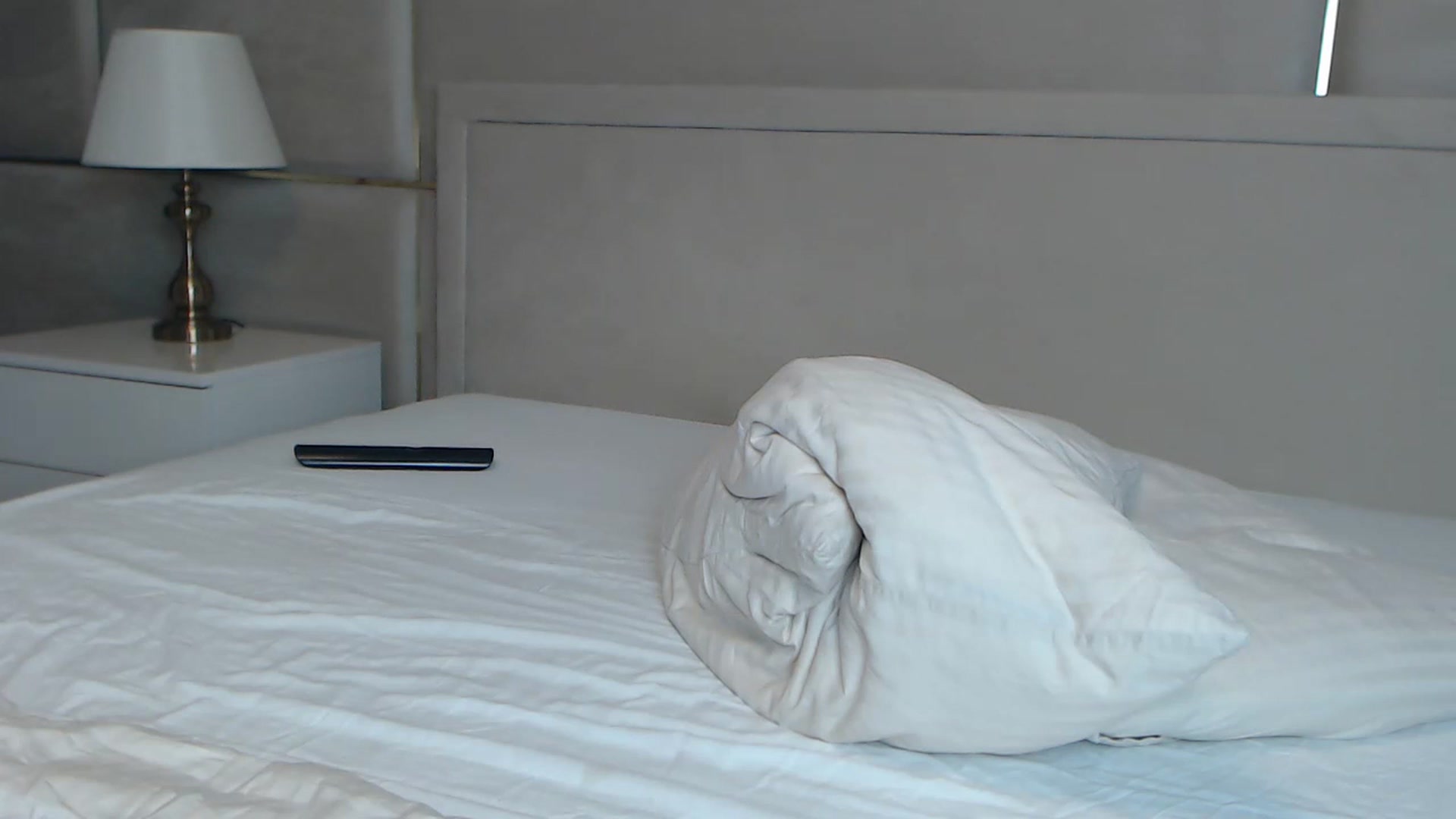 Gallery image thumbnail from UR_wet_DESIRE's myfreecams stream on, 11/19/2022, 17:08 image 16 of 20
