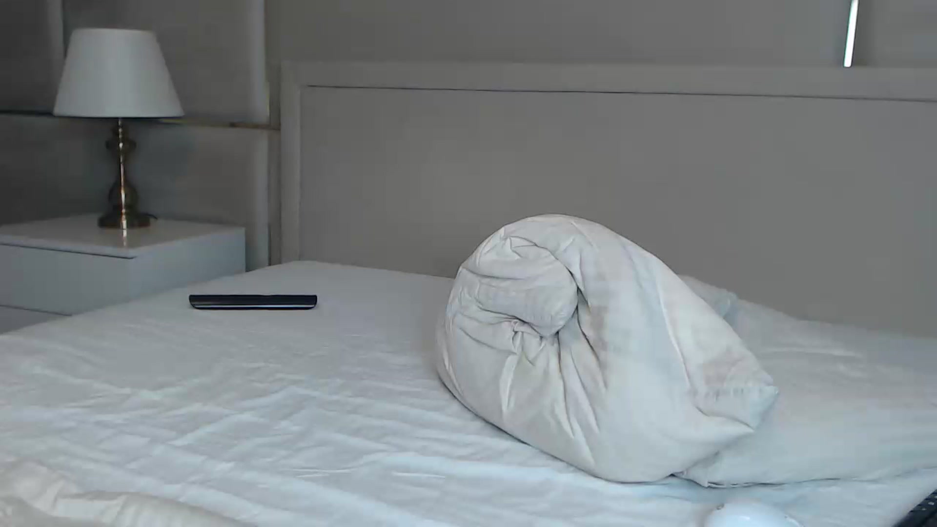 Gallery image thumbnail from UR_wet_DESIRE's myfreecams stream on, 11/19/2022, 17:08 image 14 of 20