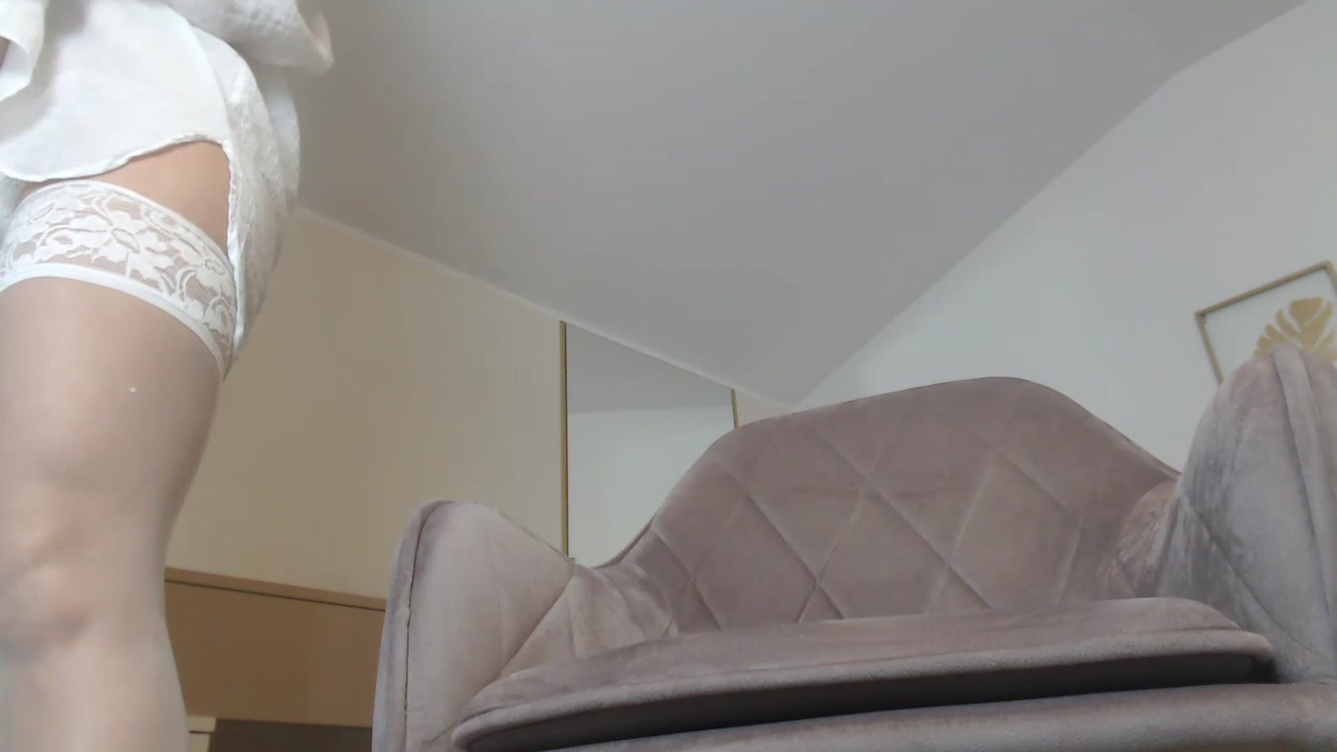 Gallery image thumbnail from UR_wet_DESIRE's myfreecams stream on, 11/23/2022, 18:22 image 3 of 20