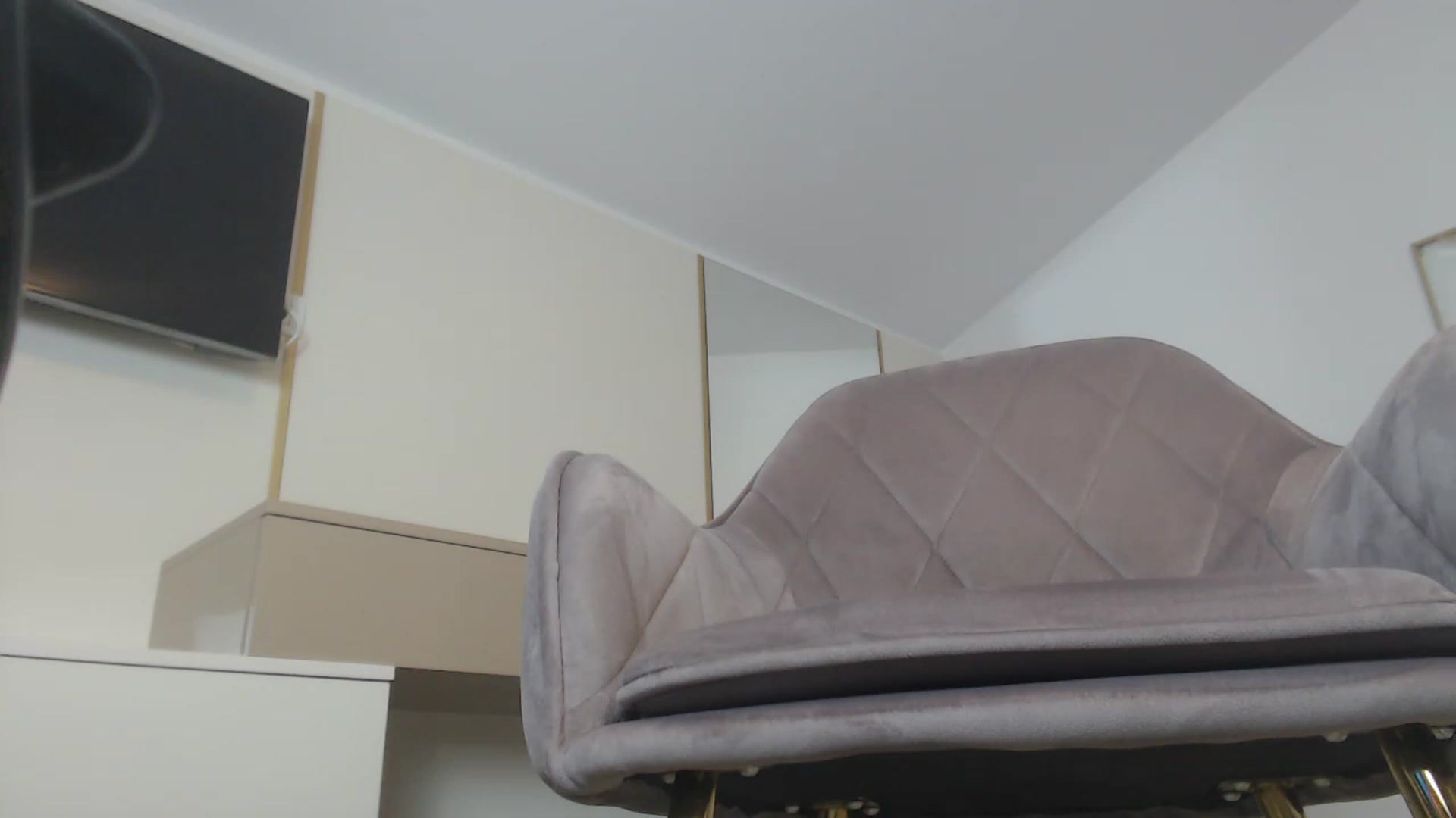 Gallery image thumbnail from UR_wet_DESIRE's myfreecams stream on, 12/09/2022, 17:41 image 14 of 20