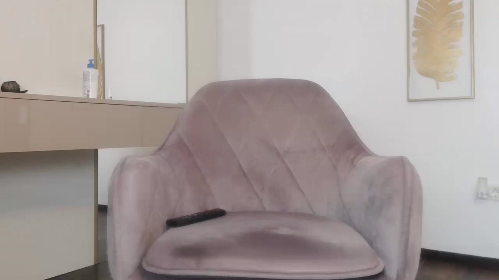 Gallery image thumbnail from UR_wet_DESIRE's myfreecams stream on, 05/15/2023, 05:48 image 8 of 20