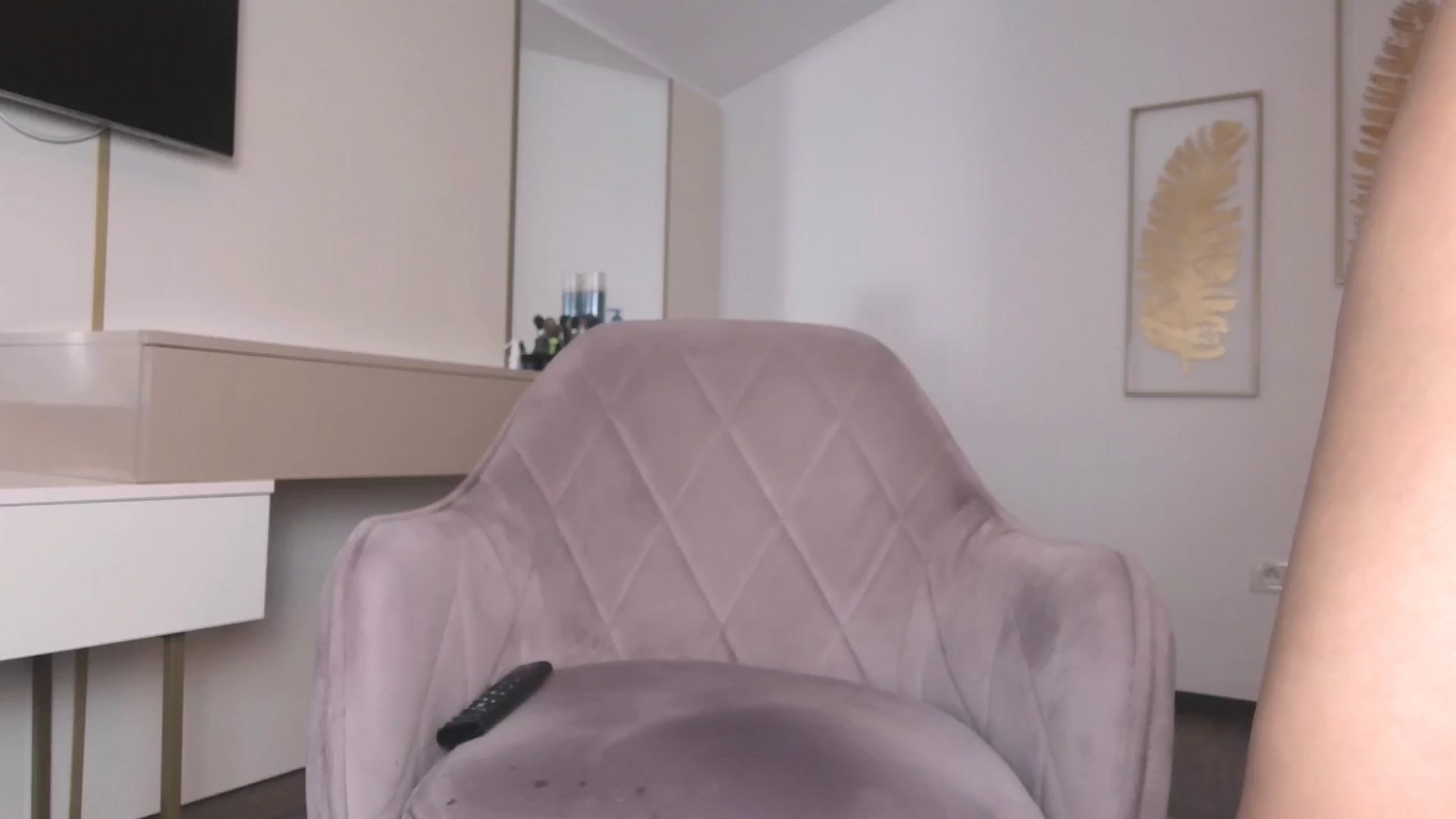 Gallery image thumbnail from UR_wet_DESIRE's myfreecams stream on, 05/09/2024, 06:28 image 10 of 20