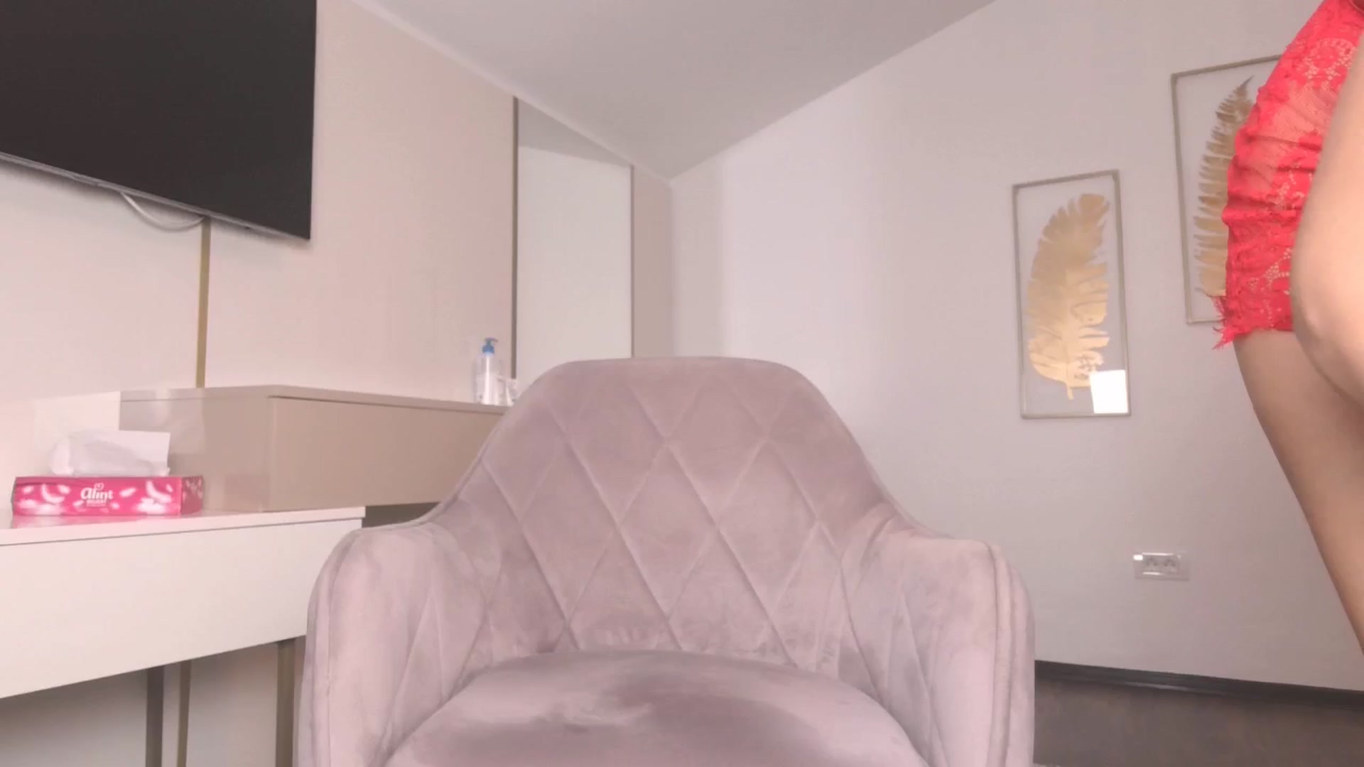 Gallery image thumbnail from UR_wet_DESIRE's myfreecams stream on, 08/29/2024, 14:46 image 12 of 20