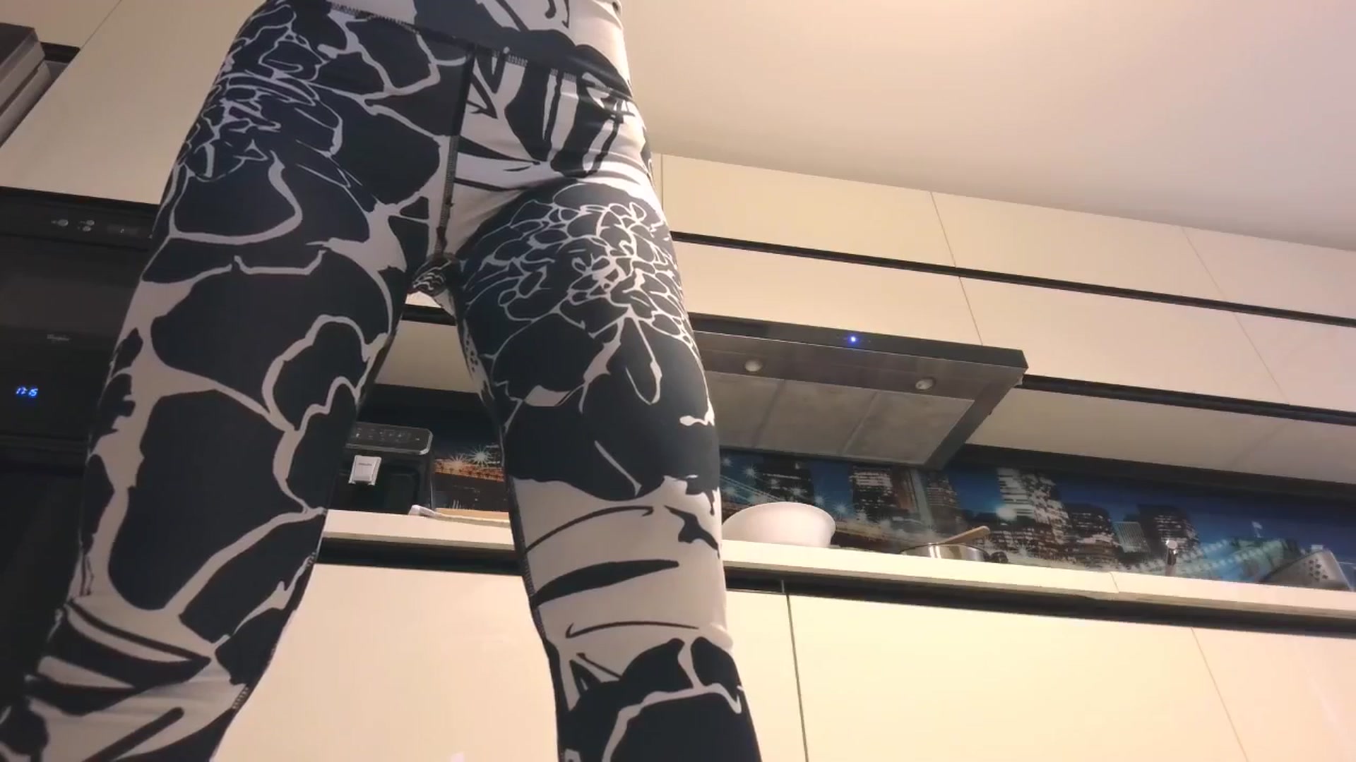 Gallery image thumbnail from UR_wet_DESIRE's myfreecams stream on, 11/12/2024, 12:42 image 15 of 20