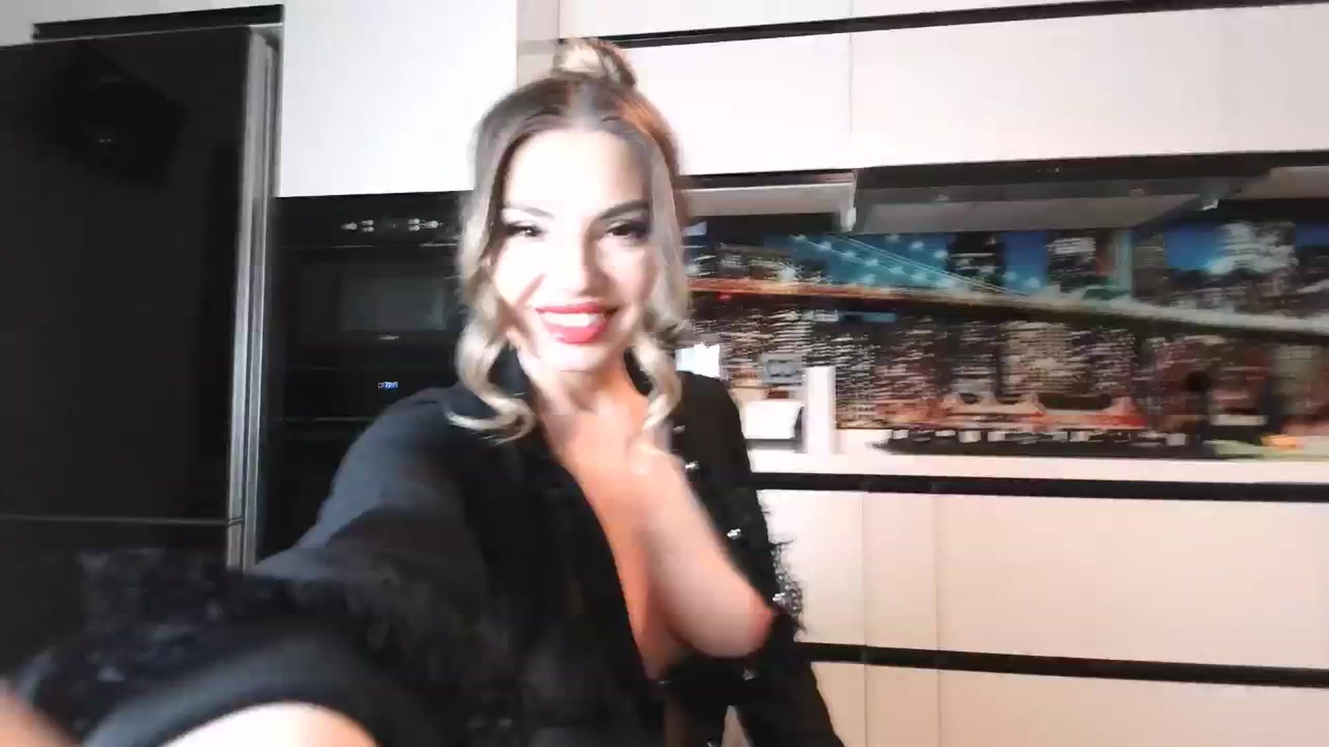 Gallery image thumbnail from UR_wet_DESIRE's myfreecams stream on, 02/19/2025, 16:05 image 18 of 20
