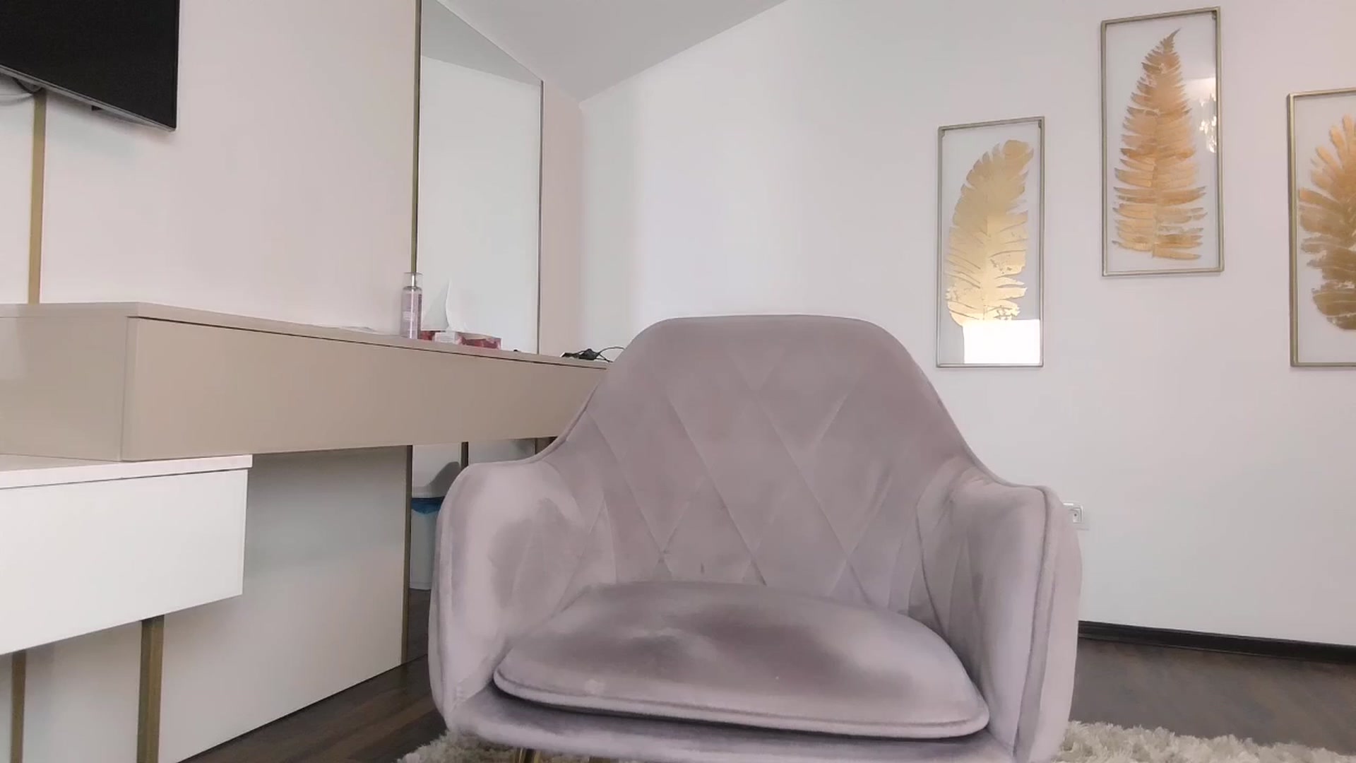 Gallery image thumbnail from UR_wet_DESIRE's myfreecams stream on, 03/24/2025, 16:17 image 17 of 20