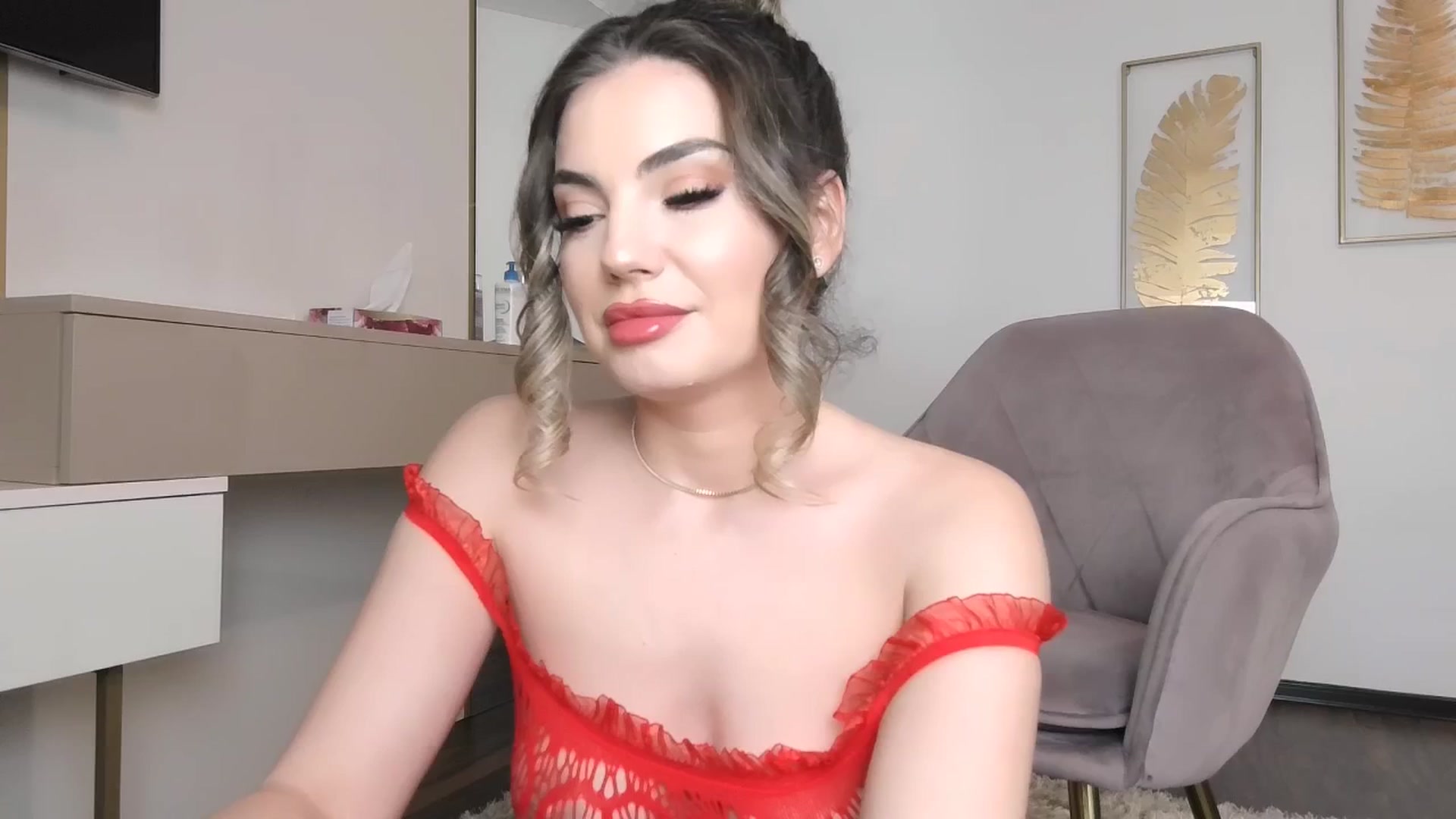 Gallery image thumbnail from UR_wet_DESIRE's myfreecams stream on, 03/31/2025, 14:03 image 1 of 20