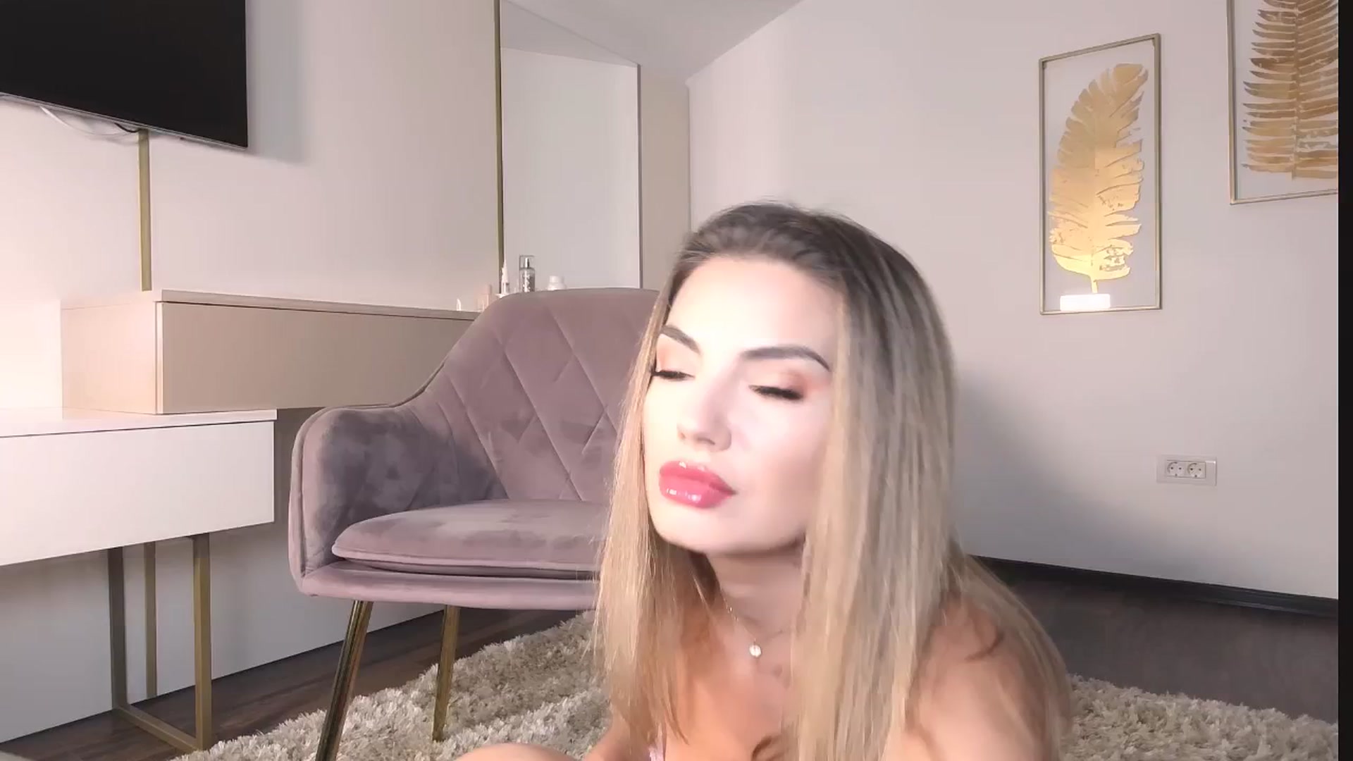 Gallery image thumbnail from UR_wet_DESIRE's myfreecams stream on, 10/10/2025, 15:38 image 2 of 20