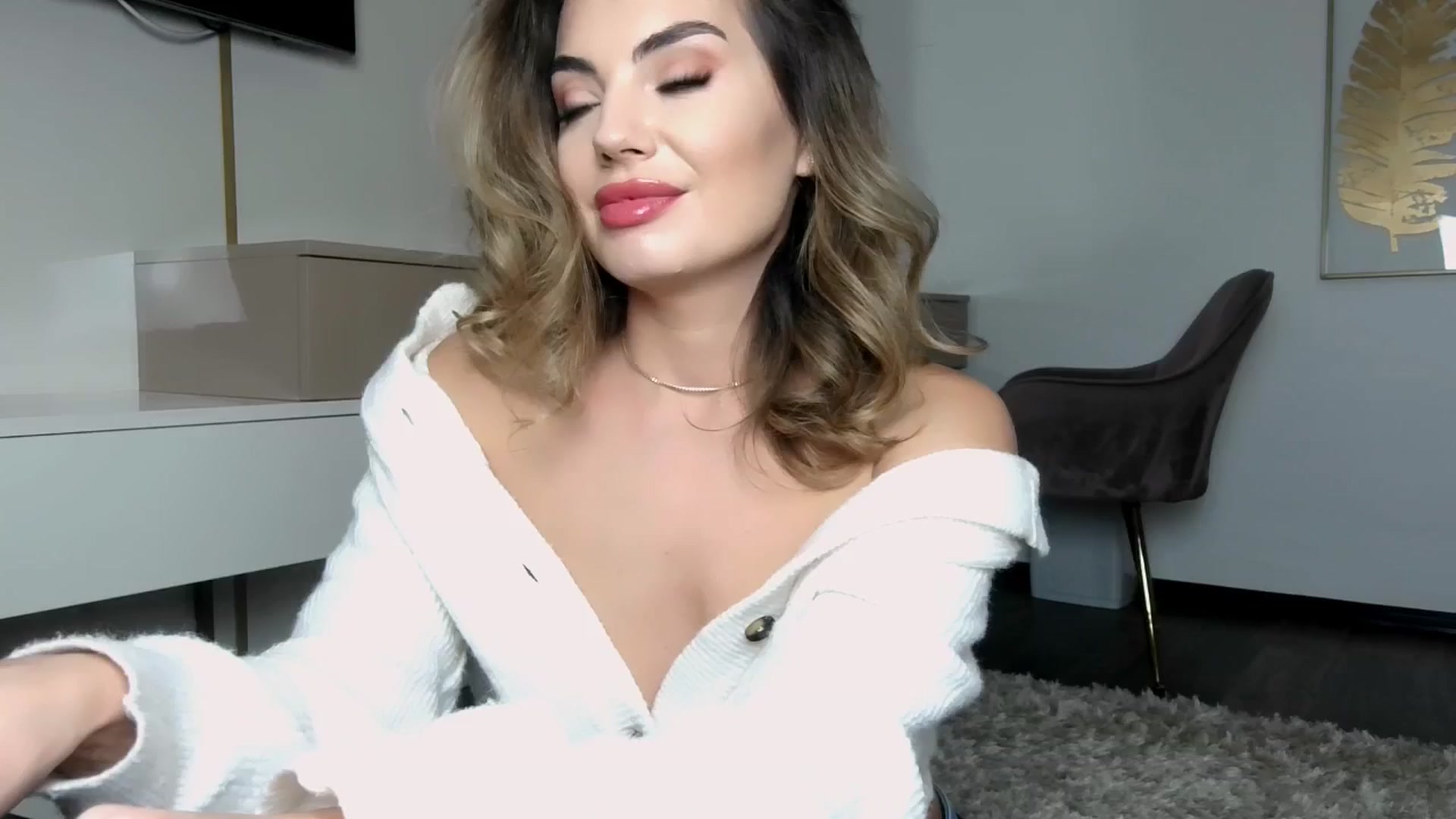 Gallery image thumbnail from UR_wet_DESIRE's myfreecams stream on, 11/21/2025, 17:46 image 11 of 20