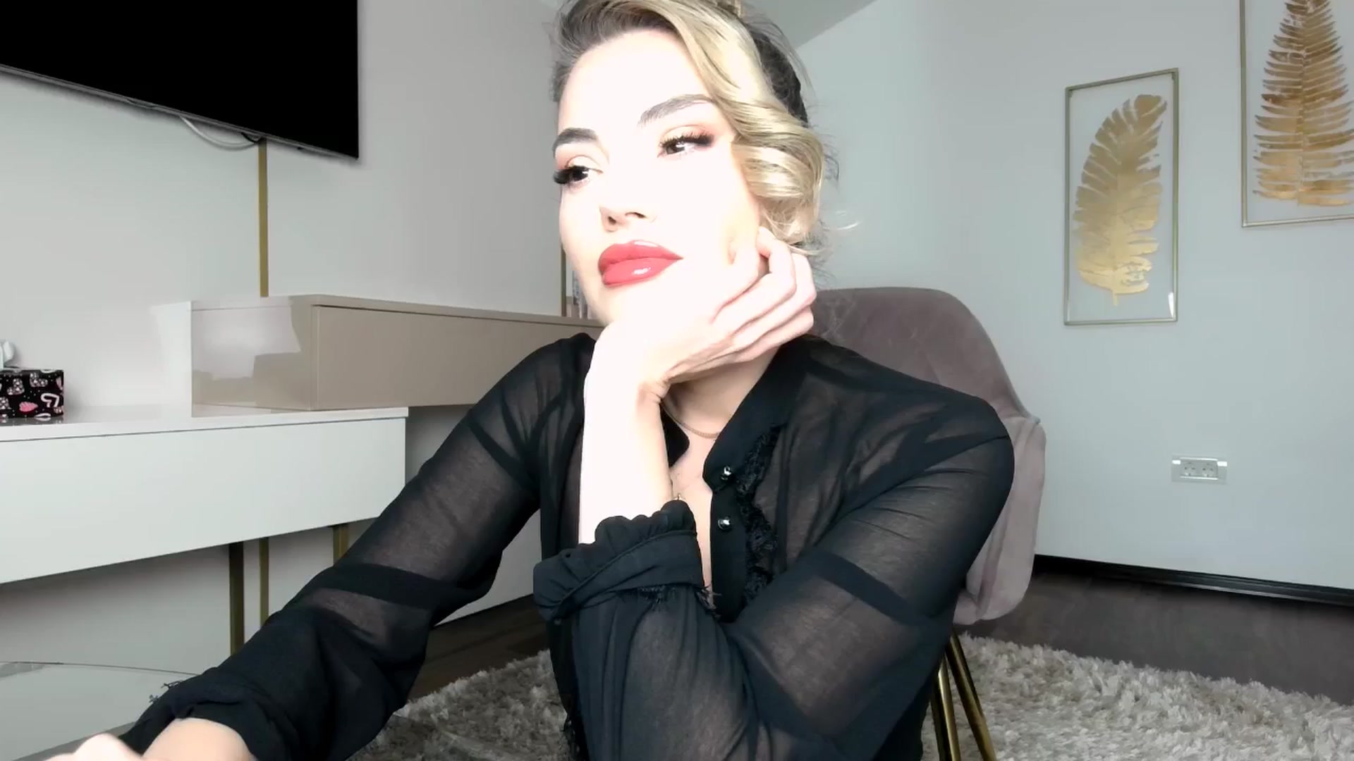 Gallery image thumbnail from UR_wet_DESIRE's myfreecams stream on, 01/10/2026, 15:49 image 8 of 20