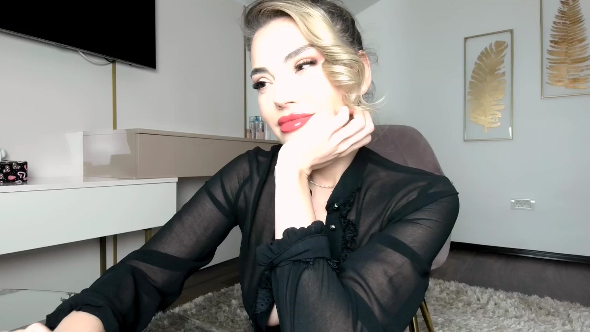 Gallery image thumbnail from UR_wet_DESIRE's myfreecams stream on, 01/10/2026, 15:49 image 13 of 20