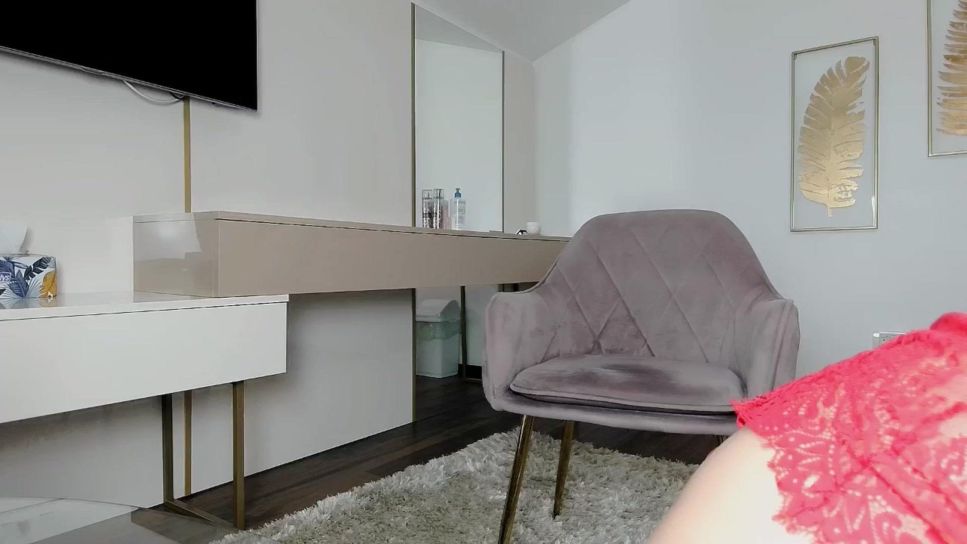 Gallery image thumbnail from UR_wet_DESIRE's myfreecams stream on, 02/05/2026, 18:14 image 7 of 20