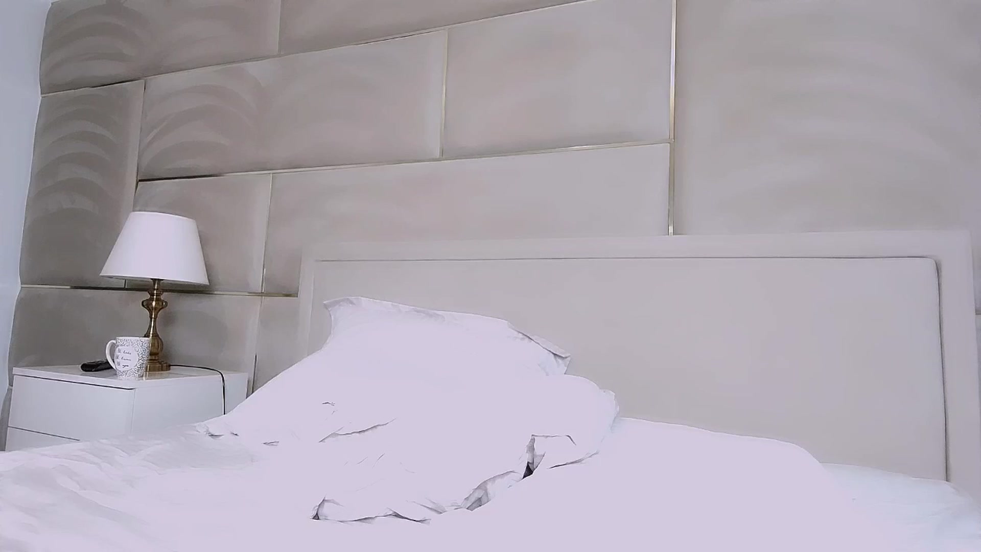 Gallery image thumbnail from UR_wet_DESIRE's myfreecams stream on, 04/23/2026, 16:34 image 8 of 20