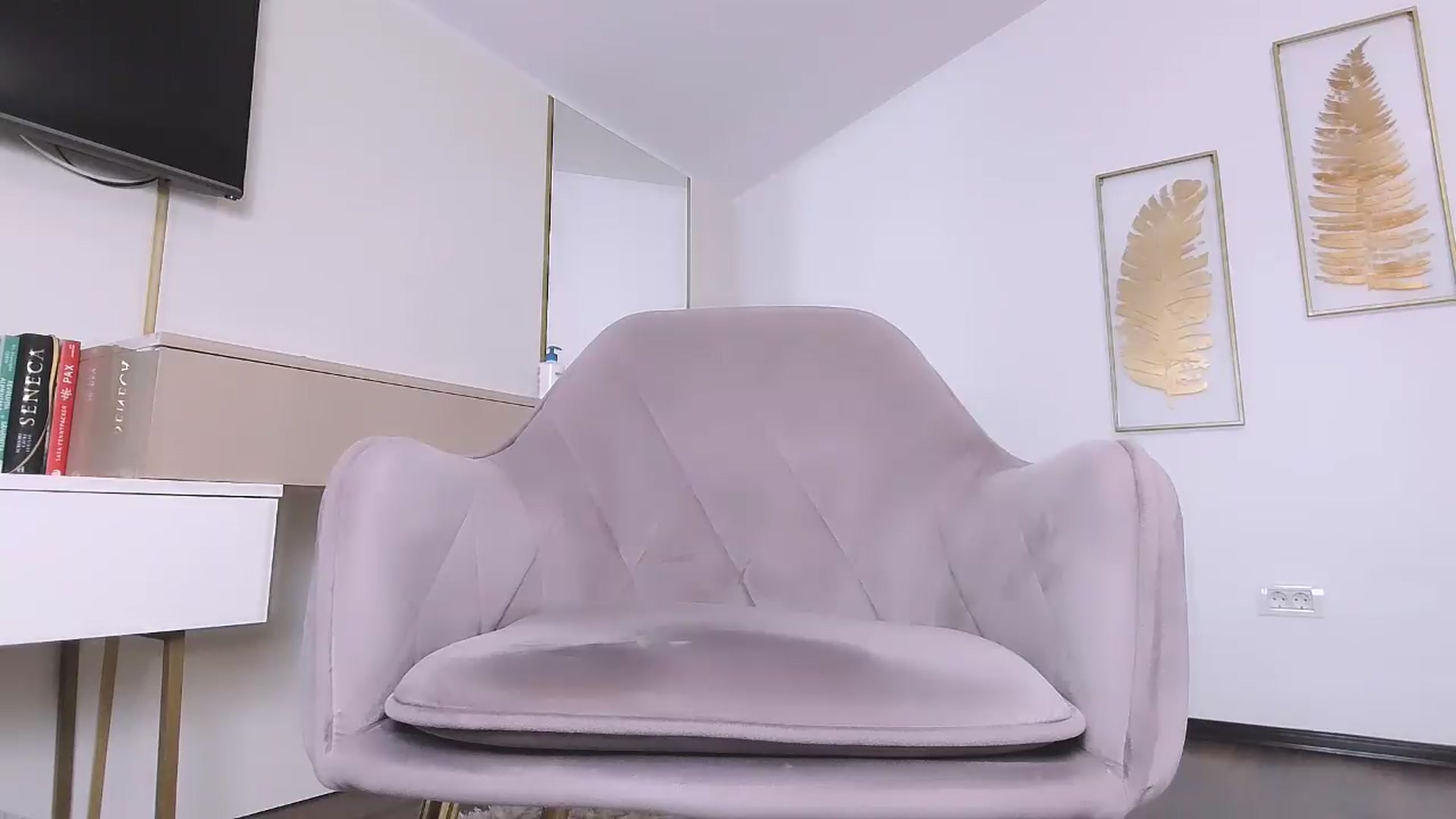 Gallery image thumbnail from UR_wet_DESIRE's myfreecams stream on, 06/29/2026, 17:15 image 12 of 20