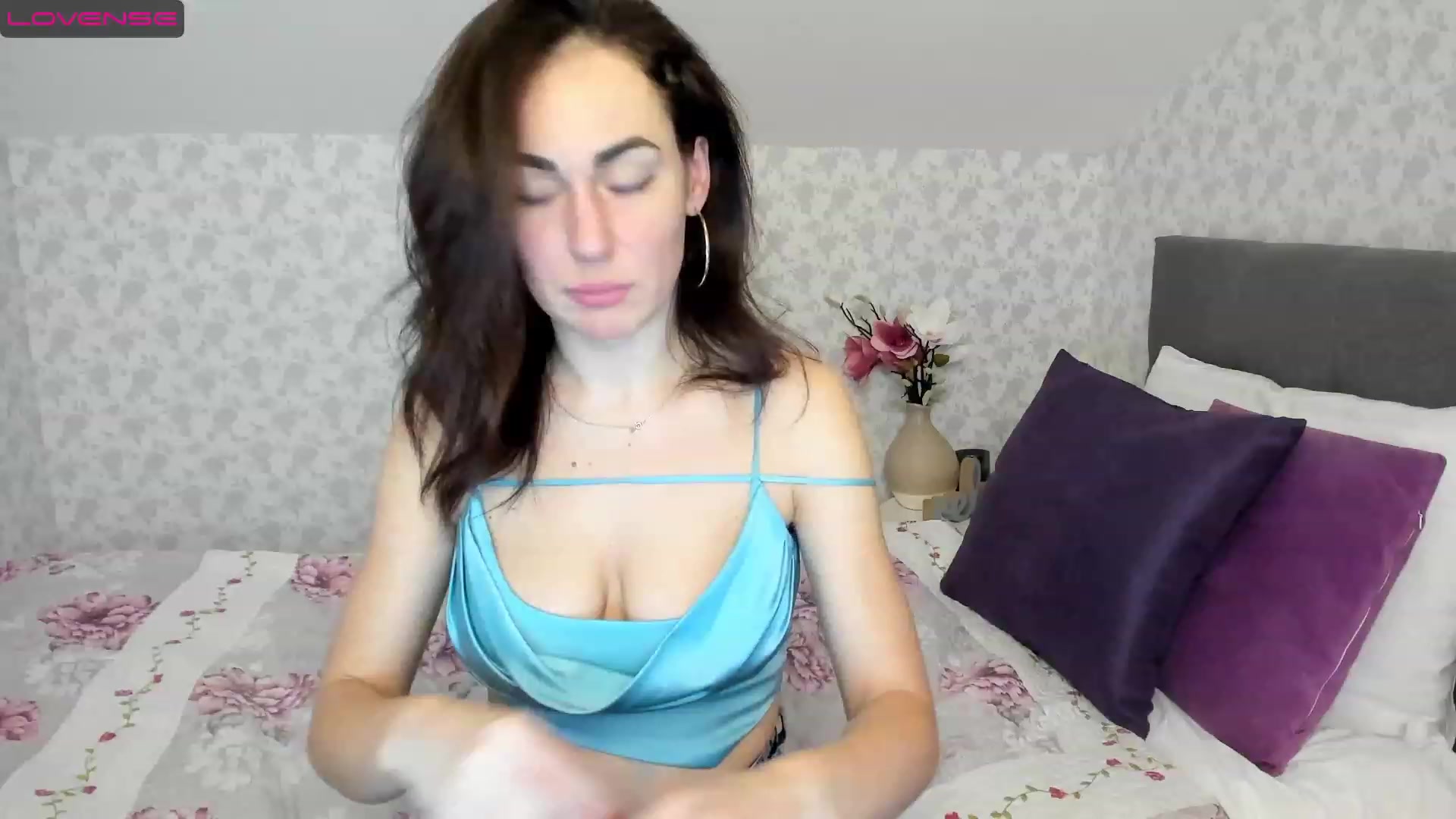 Gallery image thumbnail from USexy_Friend's myfreecams stream on, 12/02/2022, 15:25 image 20 of 20