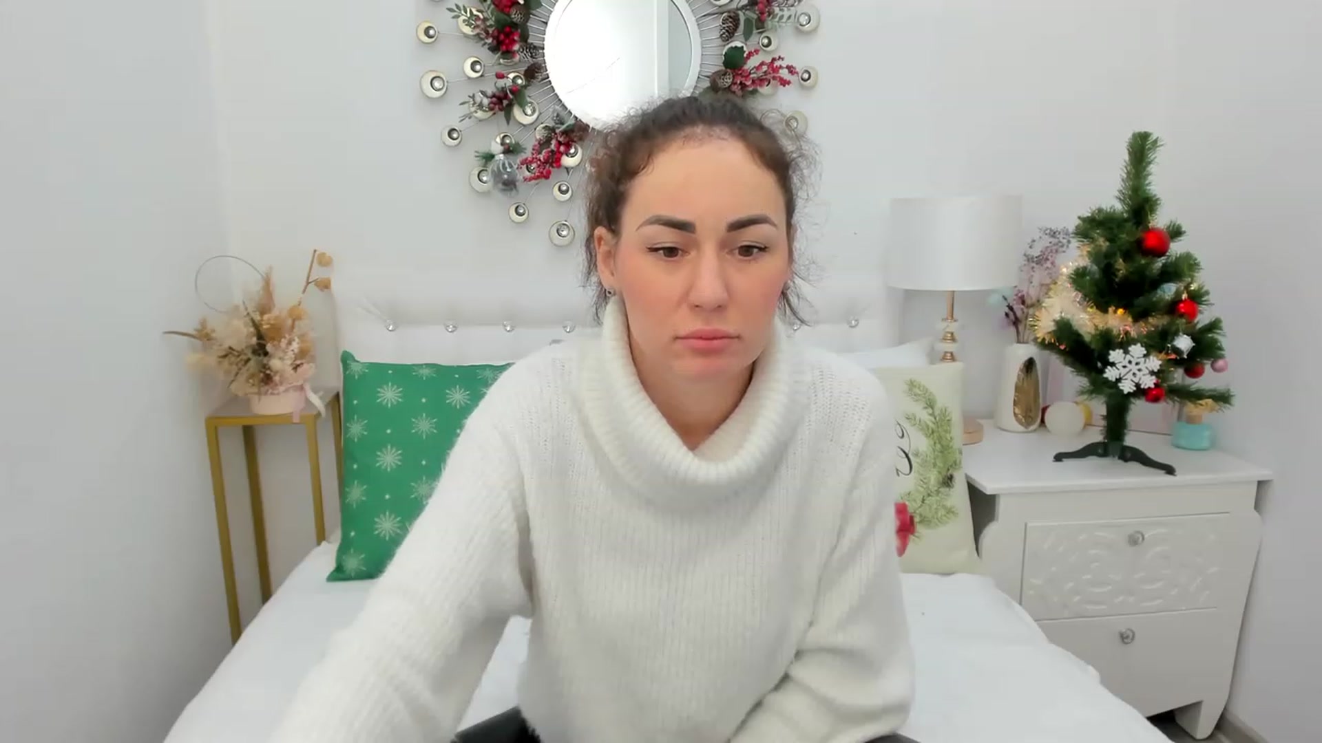 Gallery image thumbnail from USexy_Friend's myfreecams stream on, 12/28/2022, 11:04 image 17 of 20