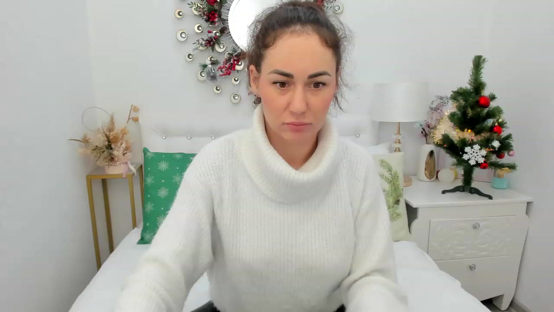 Gallery image thumbnail from USexy_Friend's myfreecams stream on, 12/28/2022, 11:04 image 11 of 20