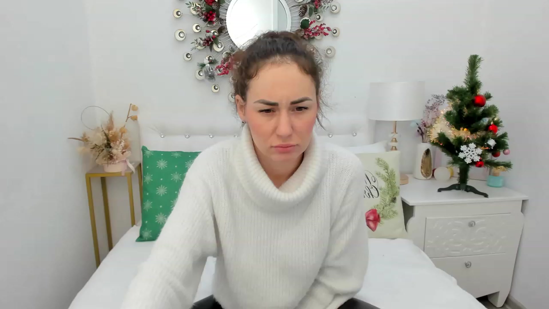 Gallery image thumbnail from USexy_Friend's myfreecams stream on, 12/28/2022, 11:04 image 13 of 20