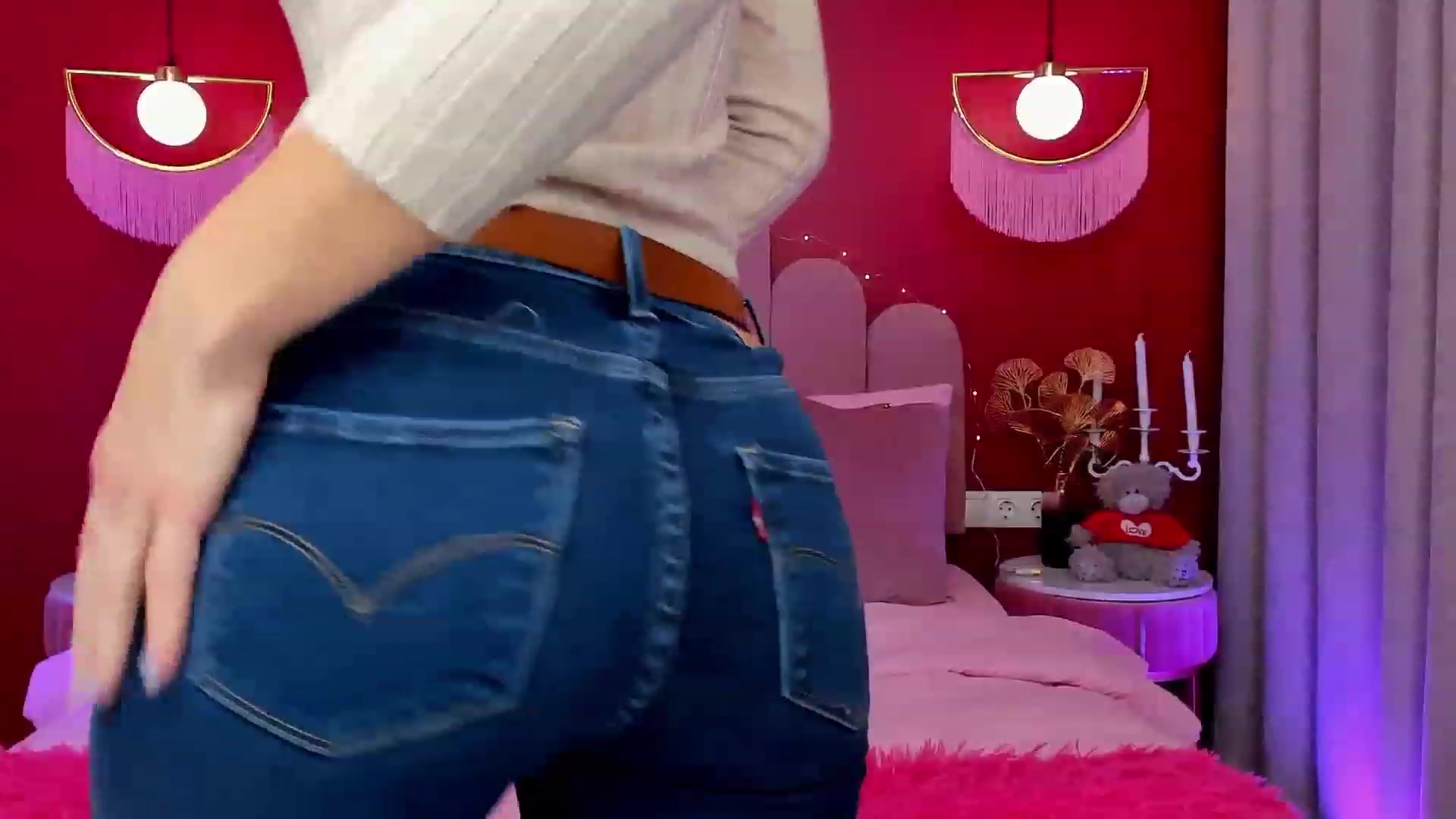 Gallery image thumbnail from USexy_Friend's myfreecams stream on, 02/12/2023, 15:34 image 14 of 20