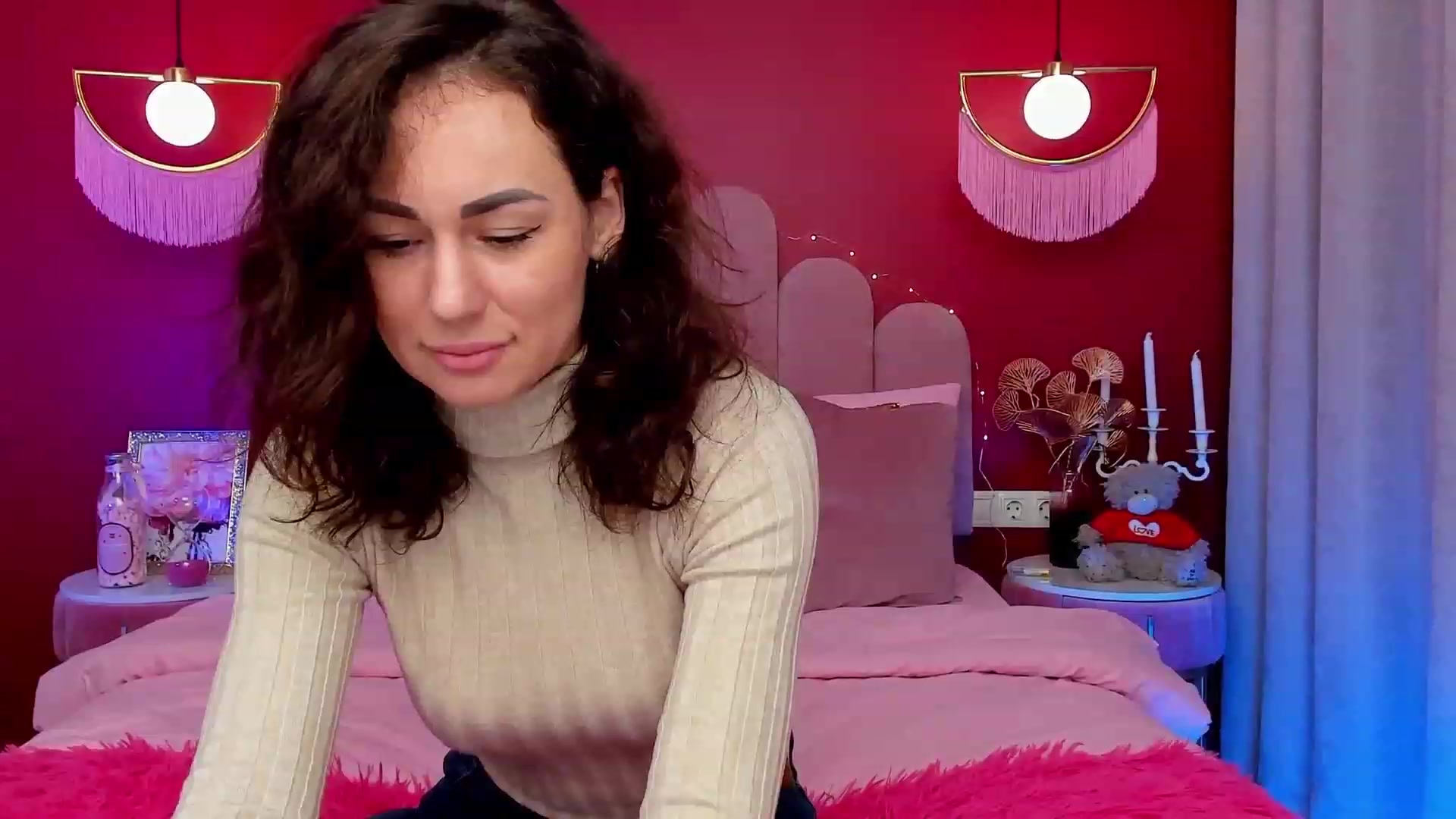 Gallery image thumbnail from USexy_Friend's myfreecams stream on, 02/12/2023, 15:34 image 3 of 20