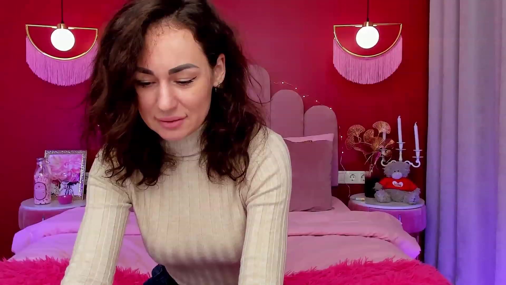Gallery image thumbnail from USexy_Friend's myfreecams stream on, 02/12/2023, 15:34 image 10 of 20