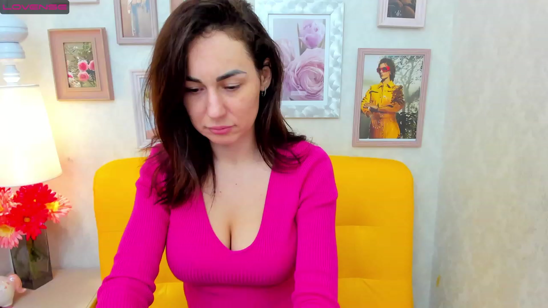 Gallery image thumbnail from USexy_Friend's myfreecams stream on, 03/05/2023, 19:08 image 13 of 20