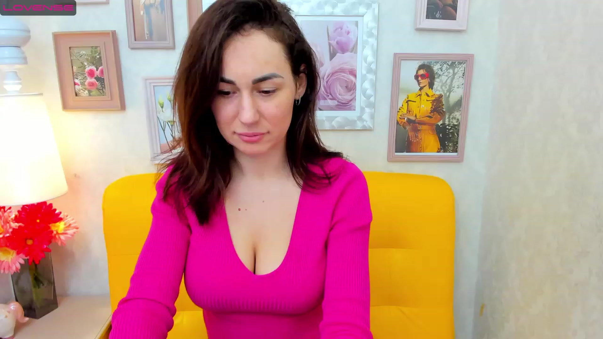 Gallery image thumbnail from USexy_Friend's myfreecams stream on, 03/05/2023, 19:08 image 14 of 20
