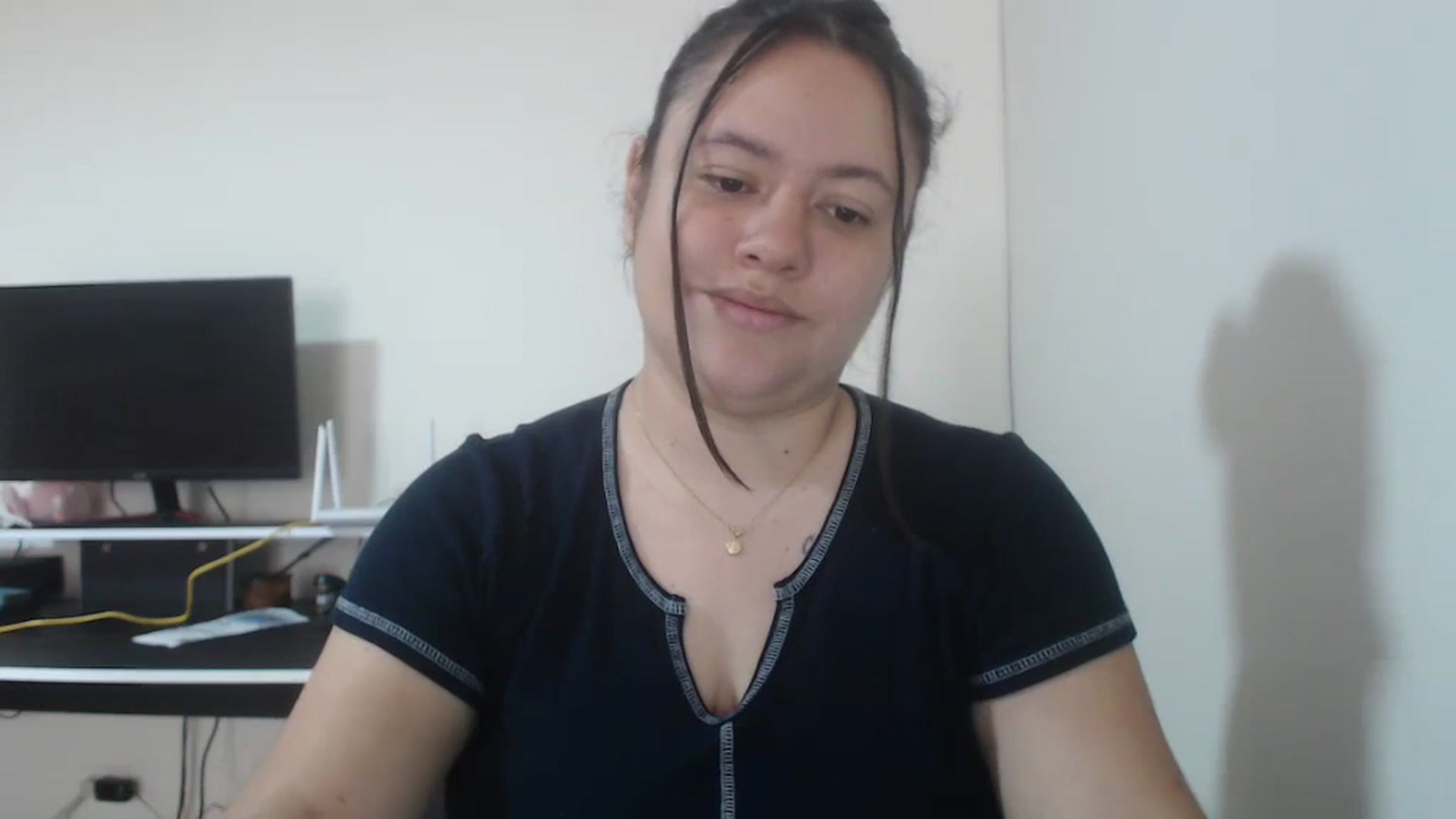 Gallery image thumbnail from USweetFer's myfreecams stream on, 10/27/2023, 15:04 image 4 of 20