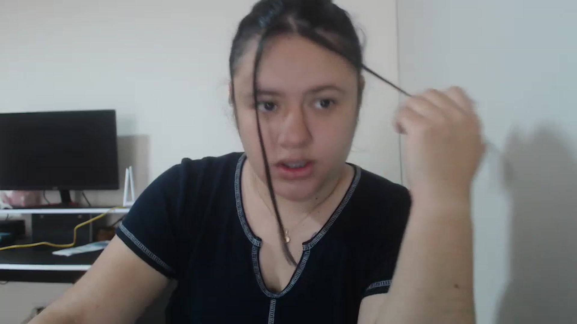 Gallery image thumbnail from USweetFer's myfreecams stream on, 10/27/2023, 15:04 image 10 of 20