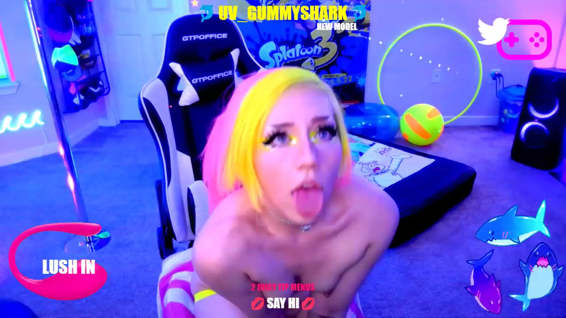 Gallery image thumbnail from UV_GUMMYSHARK's myfreecams stream on, 02/09/2023, 07:59 image 18 of 20