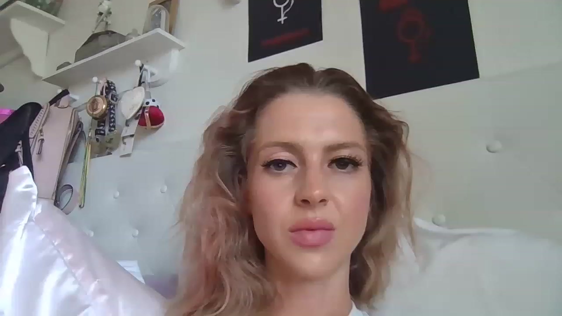 Gallery image thumbnail from UWorshipMe's myfreecams stream on, 06/07/2023, 17:01 image 7 of 20