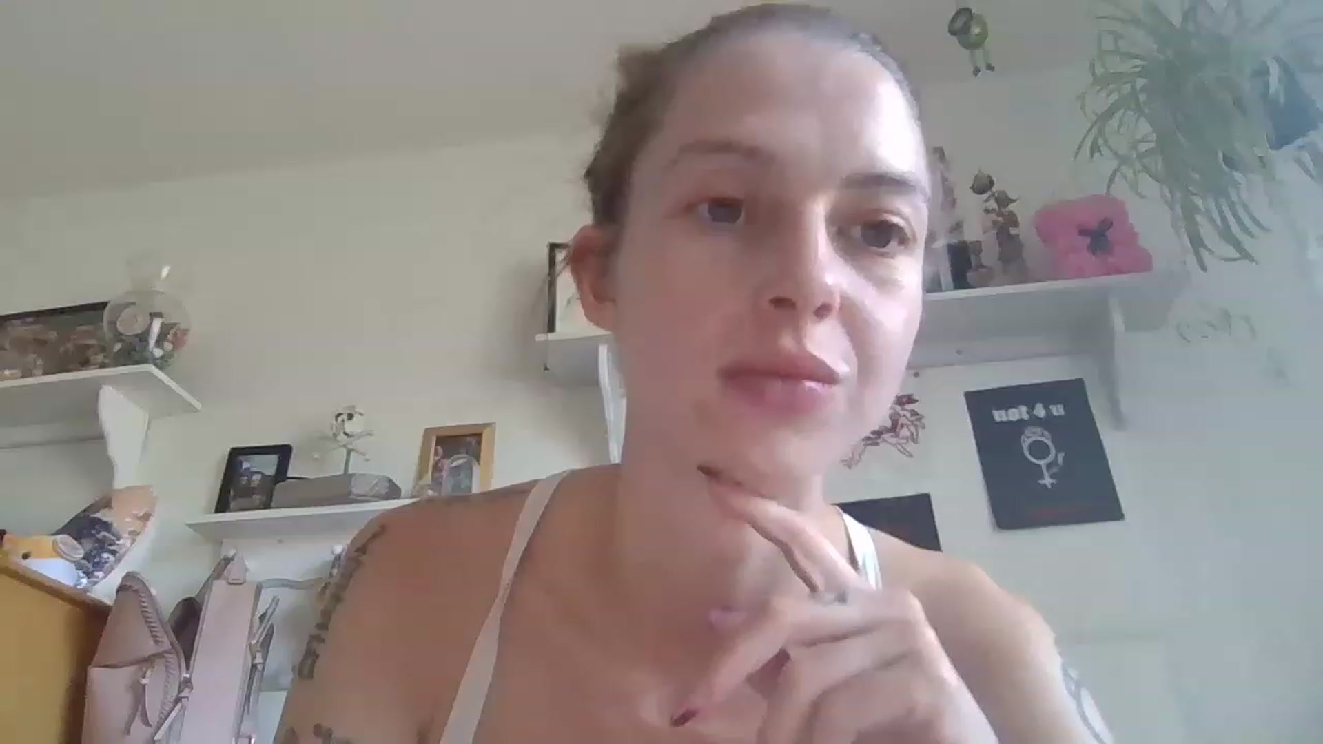 Gallery image thumbnail from UWorshipMe's myfreecams stream on, 08/21/2023, 17:49 image 3 of 20