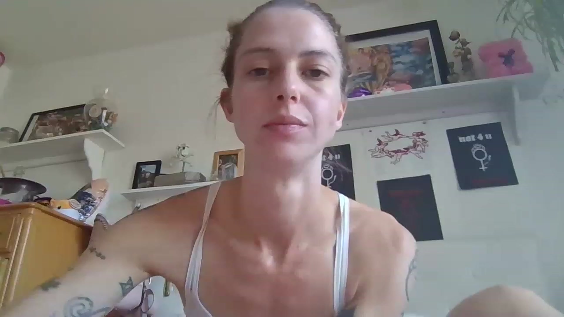 Gallery image thumbnail from UWorshipMe's myfreecams stream on, 08/21/2023, 17:49 image 2 of 20