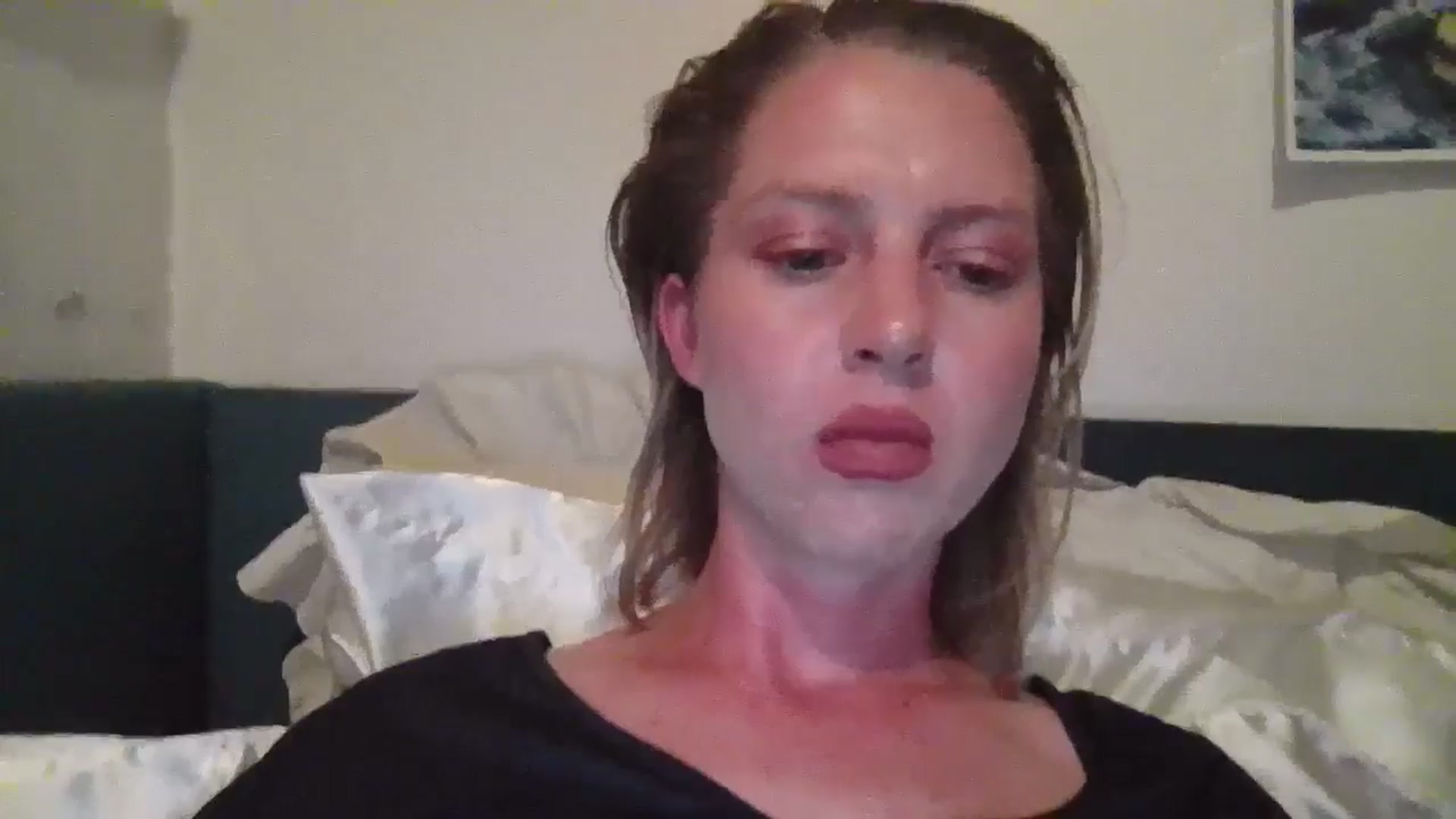 Gallery image thumbnail from UWorshipMe's myfreecams stream on, 10/13/2024, 05:03 image 16 of 20