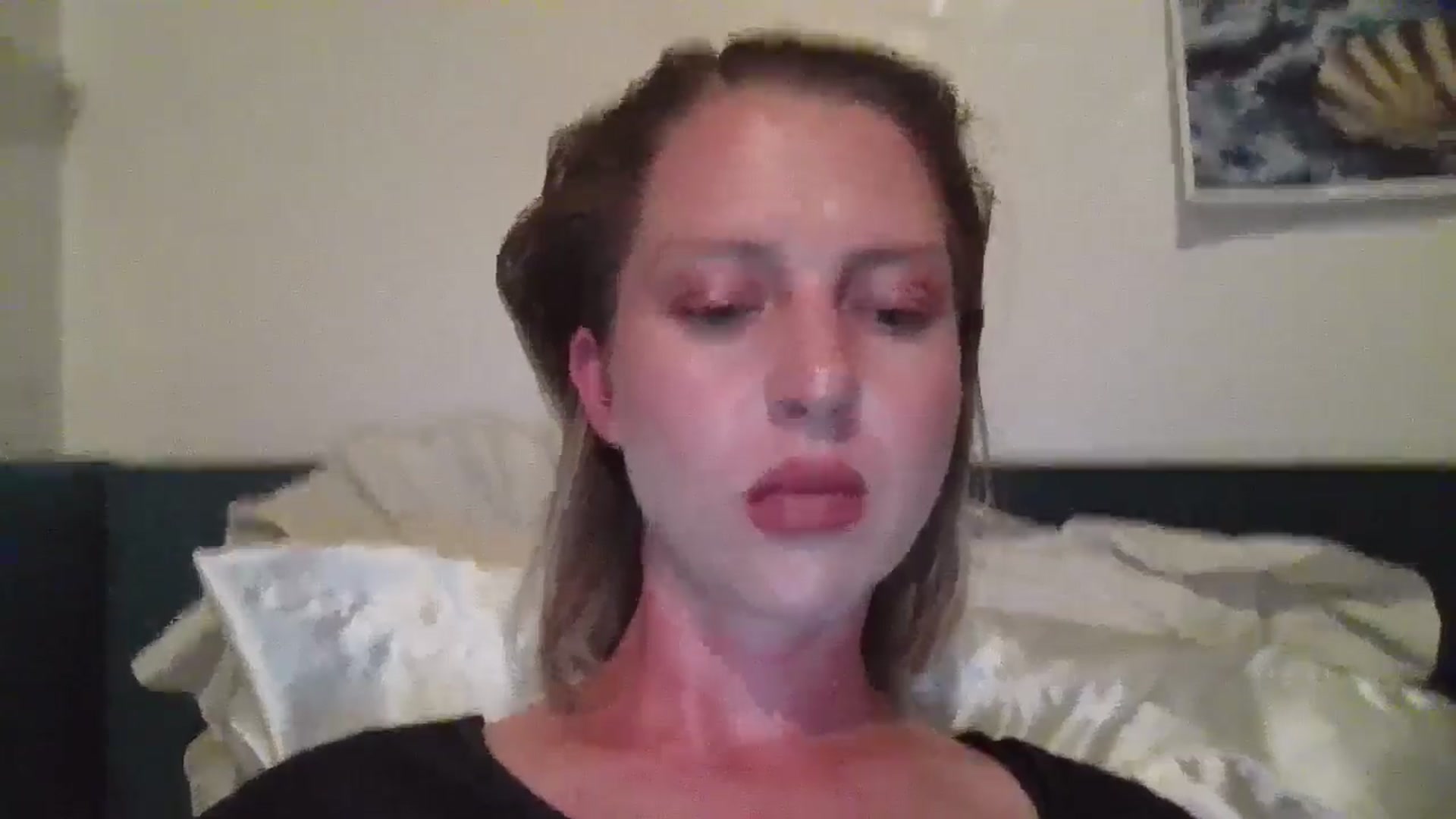 Gallery image thumbnail from UWorshipMe's myfreecams stream on, 10/13/2024, 05:03 image 4 of 20