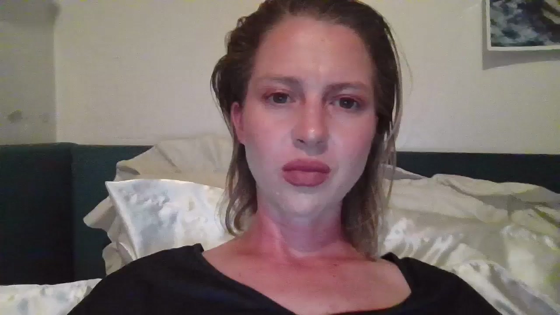 Gallery image thumbnail from UWorshipMe's myfreecams stream on, 10/13/2024, 05:03 image 10 of 20