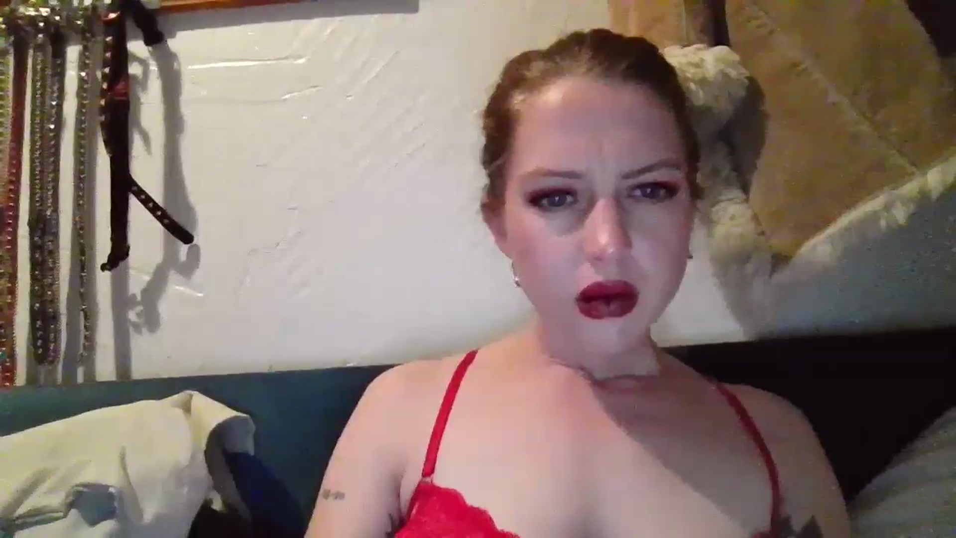 Gallery image thumbnail from UWorshipMe's myfreecams stream on, 01/07/2025, 04:04 image 16 of 20
