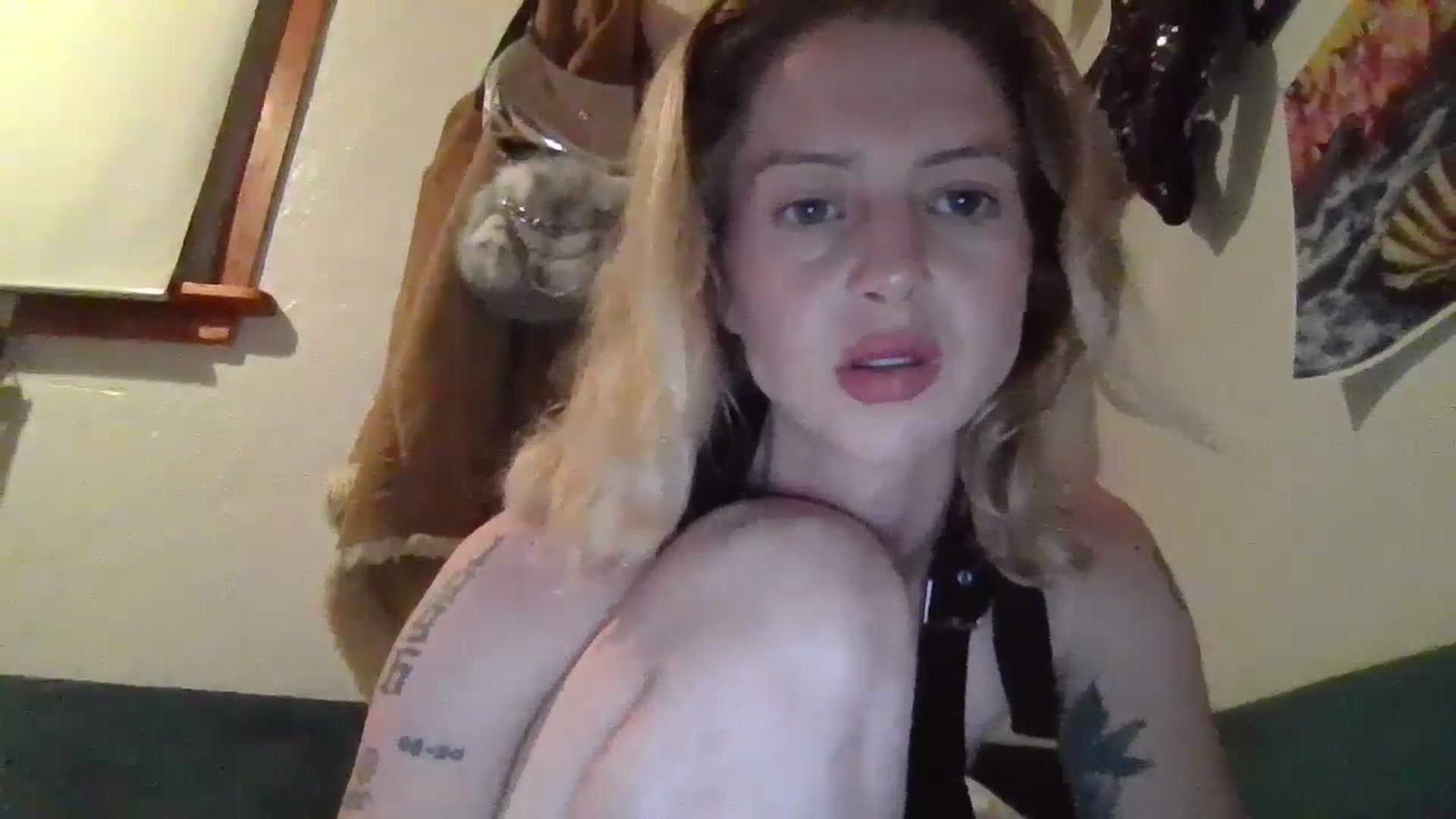 Gallery image thumbnail from UWorshipMe's myfreecams stream on, 01/11/2025, 03:54 image 17 of 20