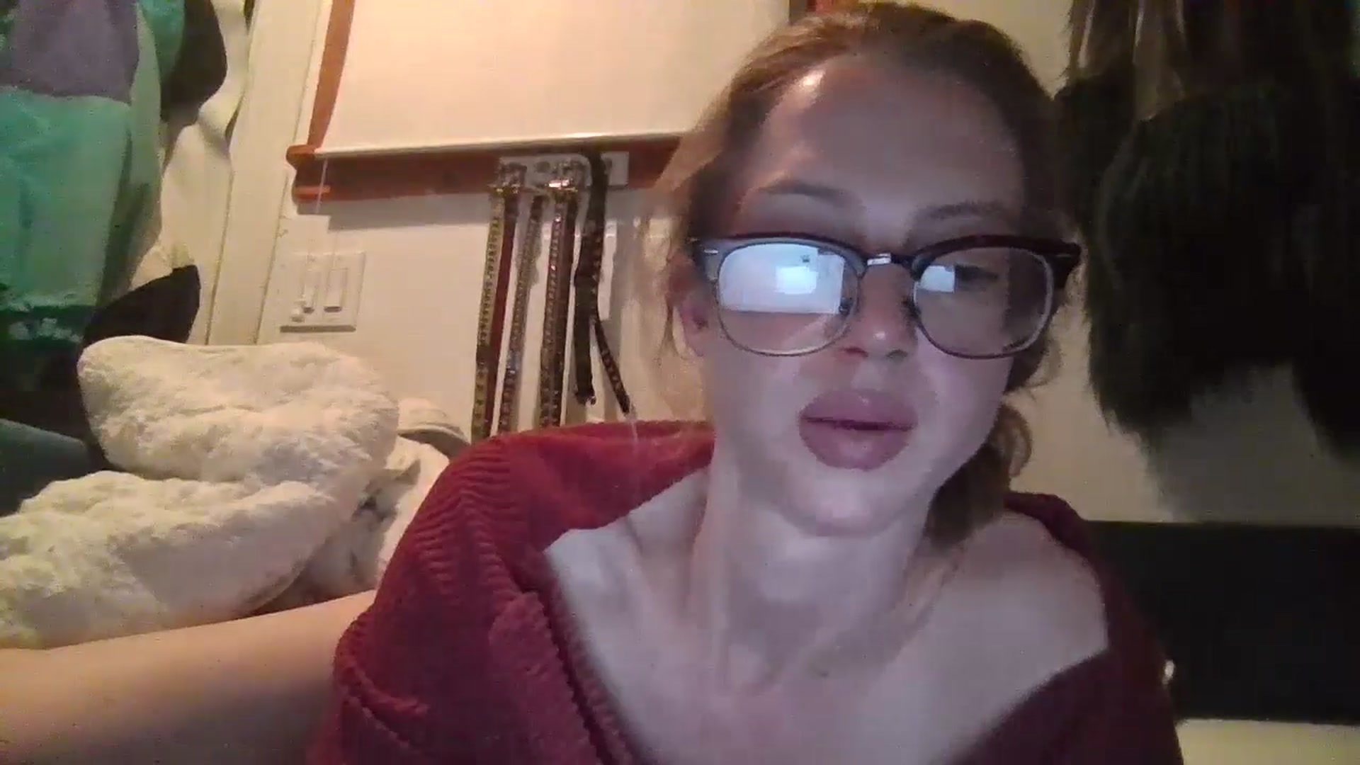 Gallery image thumbnail from UWorshipMe's myfreecams stream on, 03/07/2025, 07:29 image 5 of 20