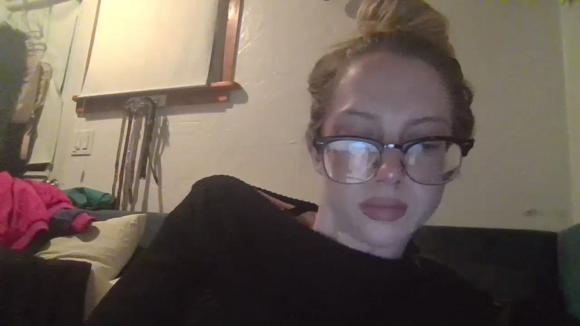 Gallery image thumbnail from UWorshipMe's myfreecams stream on, 03/08/2025, 08:40 image 6 of 20