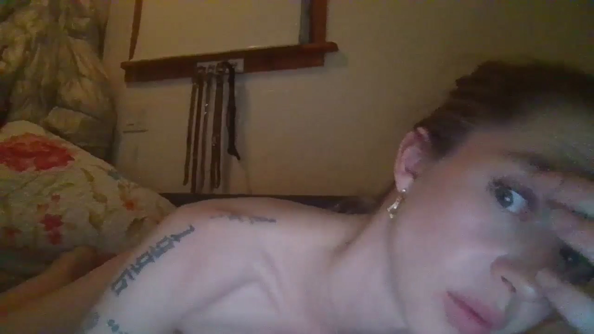 Gallery image thumbnail from UWorshipMe's myfreecams stream on, 03/10/2025, 05:19 image 5 of 20
