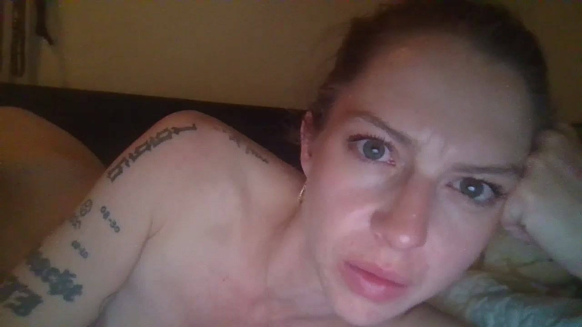 Gallery image thumbnail from UWorshipMe's myfreecams stream on, 03/10/2025, 05:19 image 17 of 20