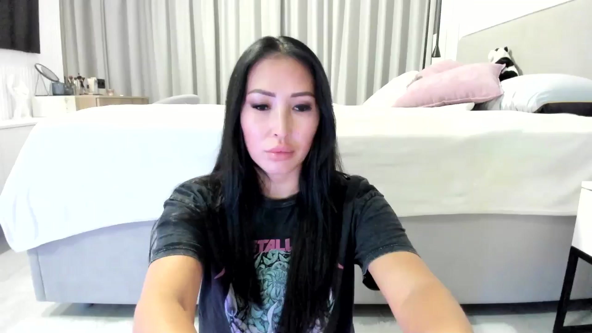 Gallery image thumbnail from UglyAsian's myfreecams stream on, 09/21/2024, 23:24 image 20 of 20