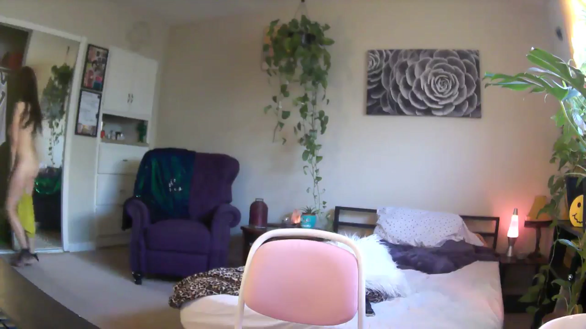 Gallery image thumbnail from Uht_oh's myfreecams stream on, 11/11/2024, 16:26 image 20 of 20