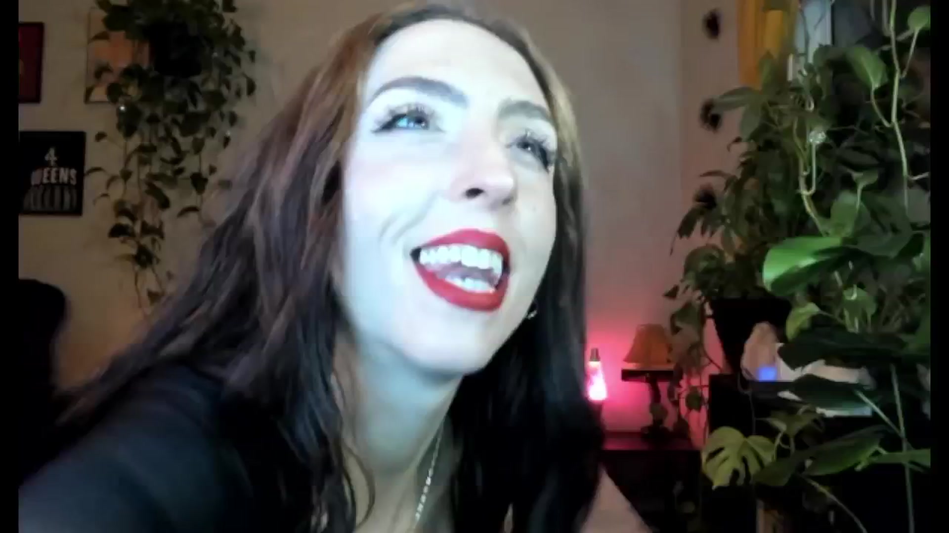 Gallery image thumbnail from Uht_oh's myfreecams stream on, 01/01/2025, 09:29 image 7 of 20