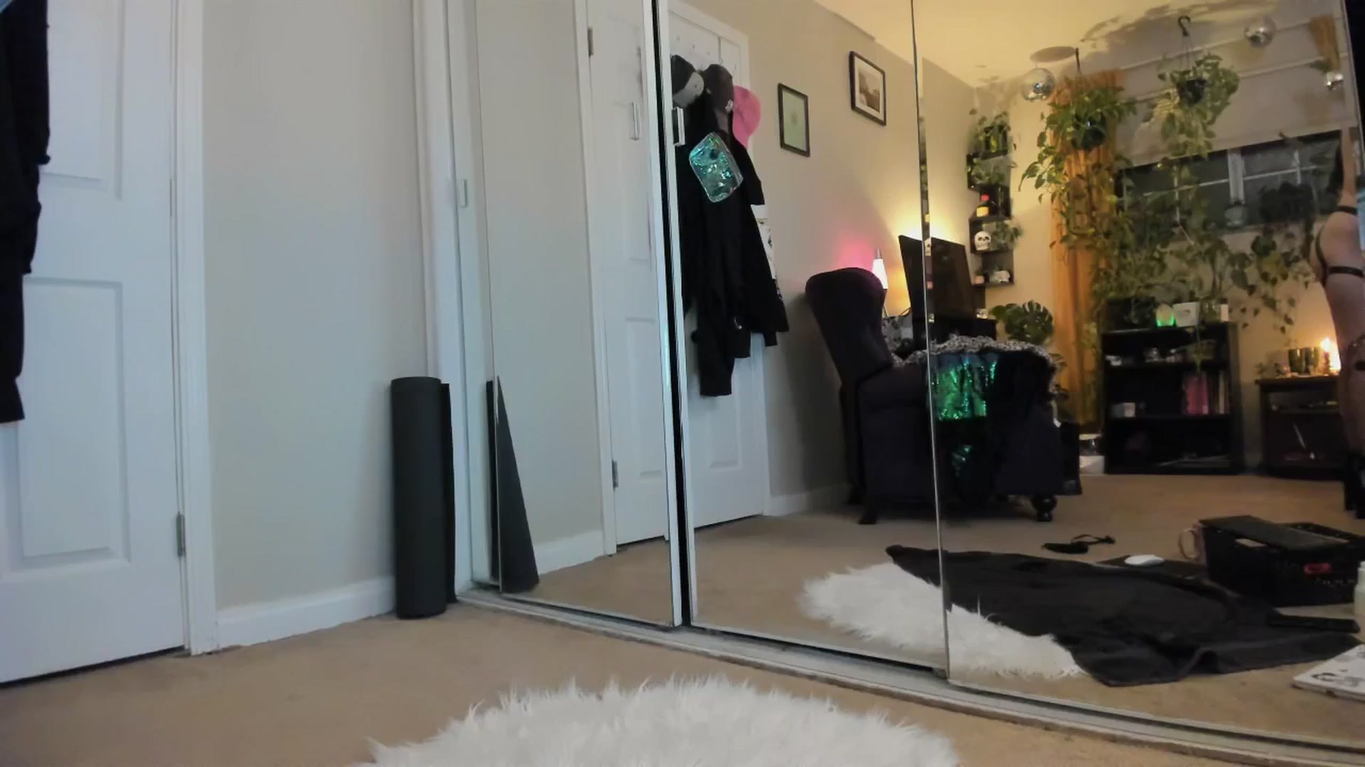 Gallery image thumbnail from Uht_oh's myfreecams stream on, 02/27/2025, 11:28 image 16 of 20
