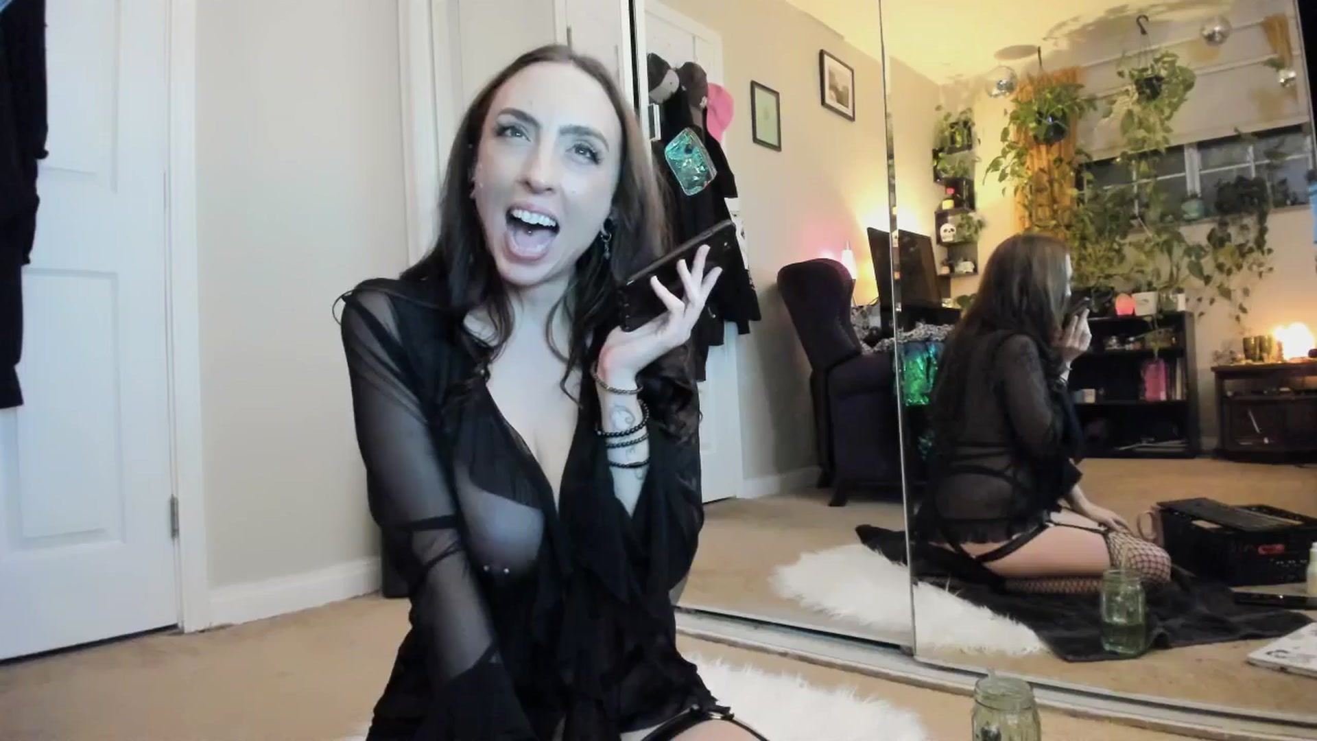 Gallery image thumbnail from Uht_oh's myfreecams stream on, 02/27/2025, 11:28 image 17 of 20