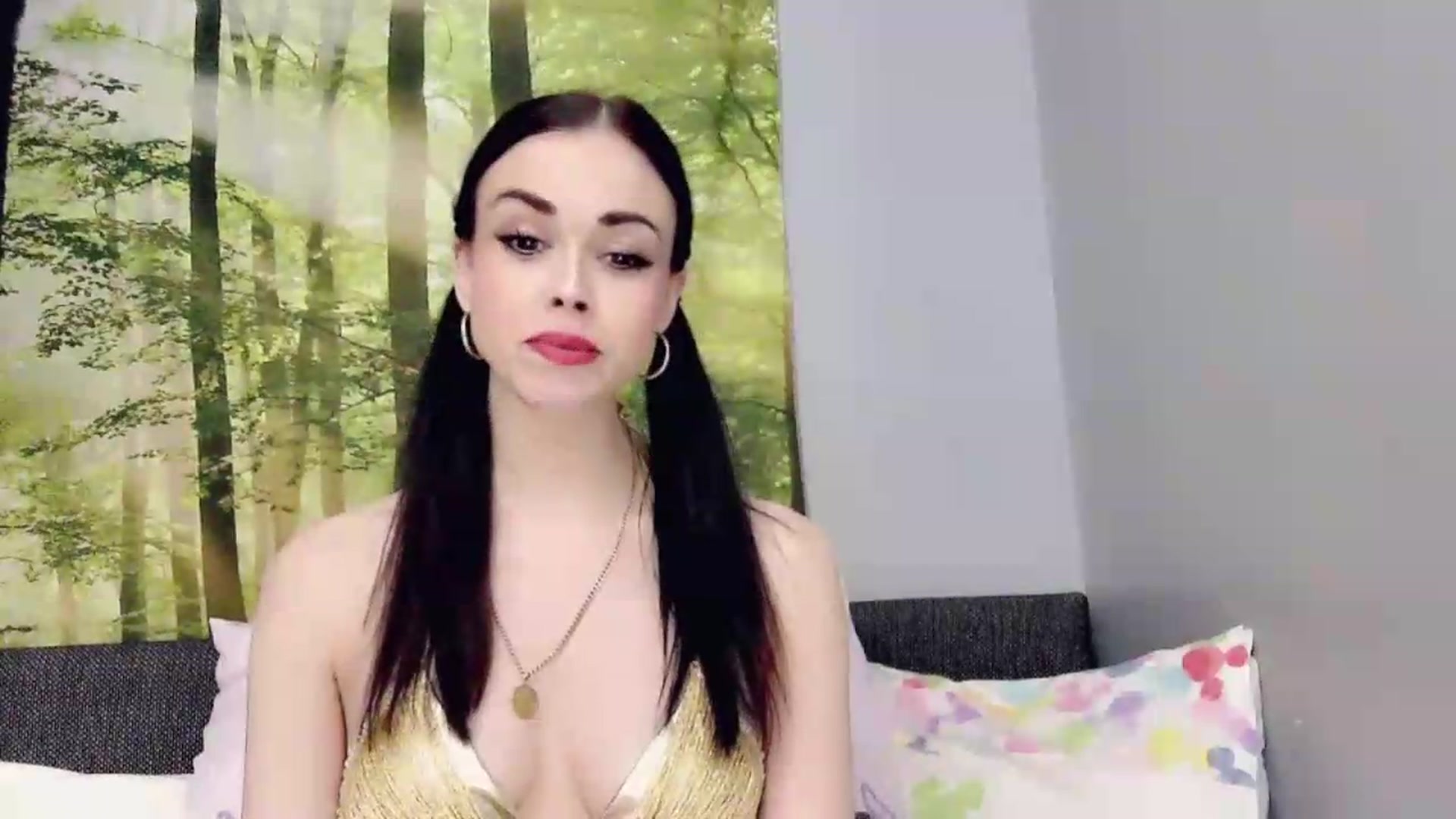 Gallery image thumbnail from Uk_Sexy_Voice's myfreecams stream on, 09/19/2026, 18:53 image 20 of 20